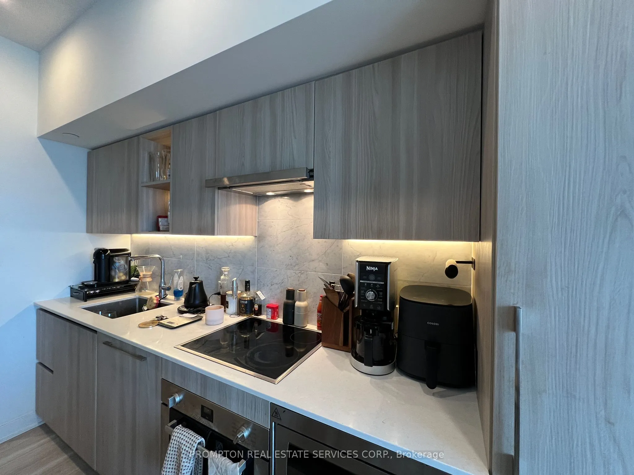 17 Bathurst Street, #4209