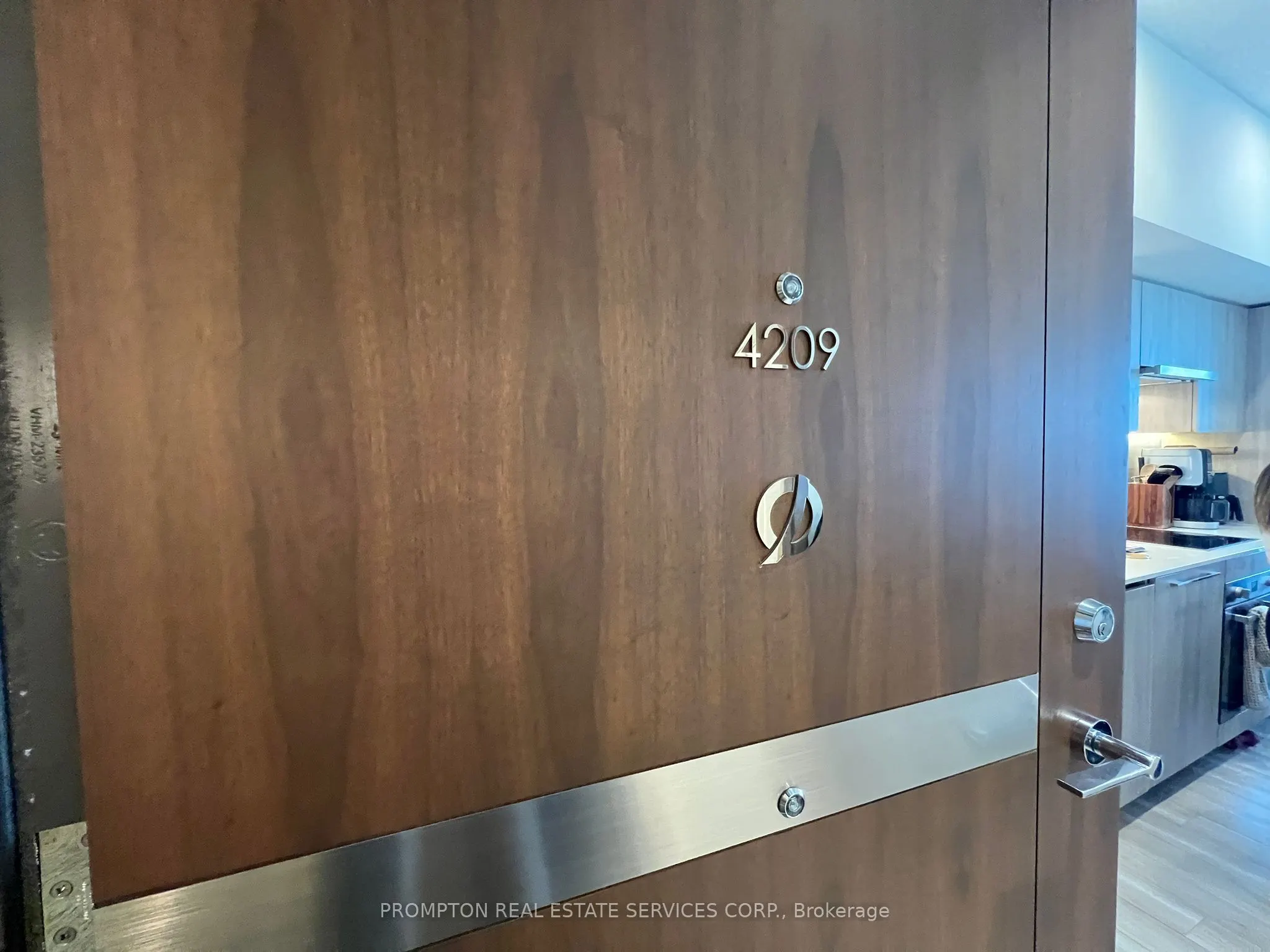 17 Bathurst Street, #4209