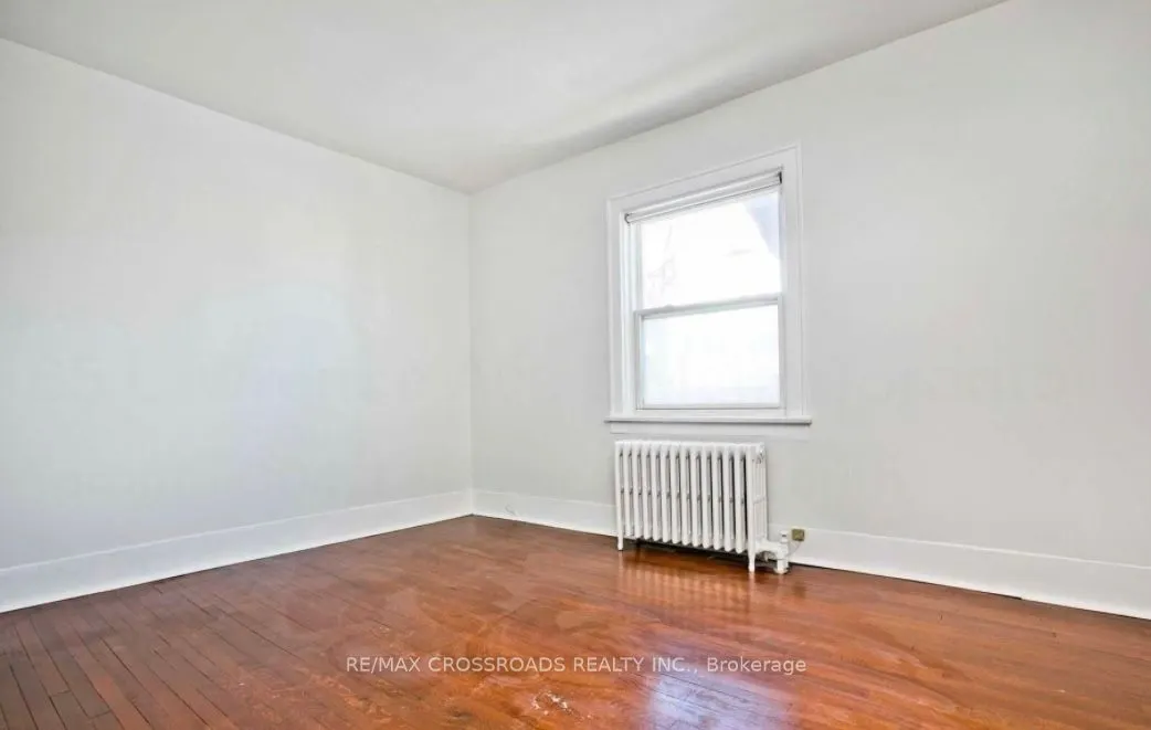 65 Lawrence Avenue E, #Main