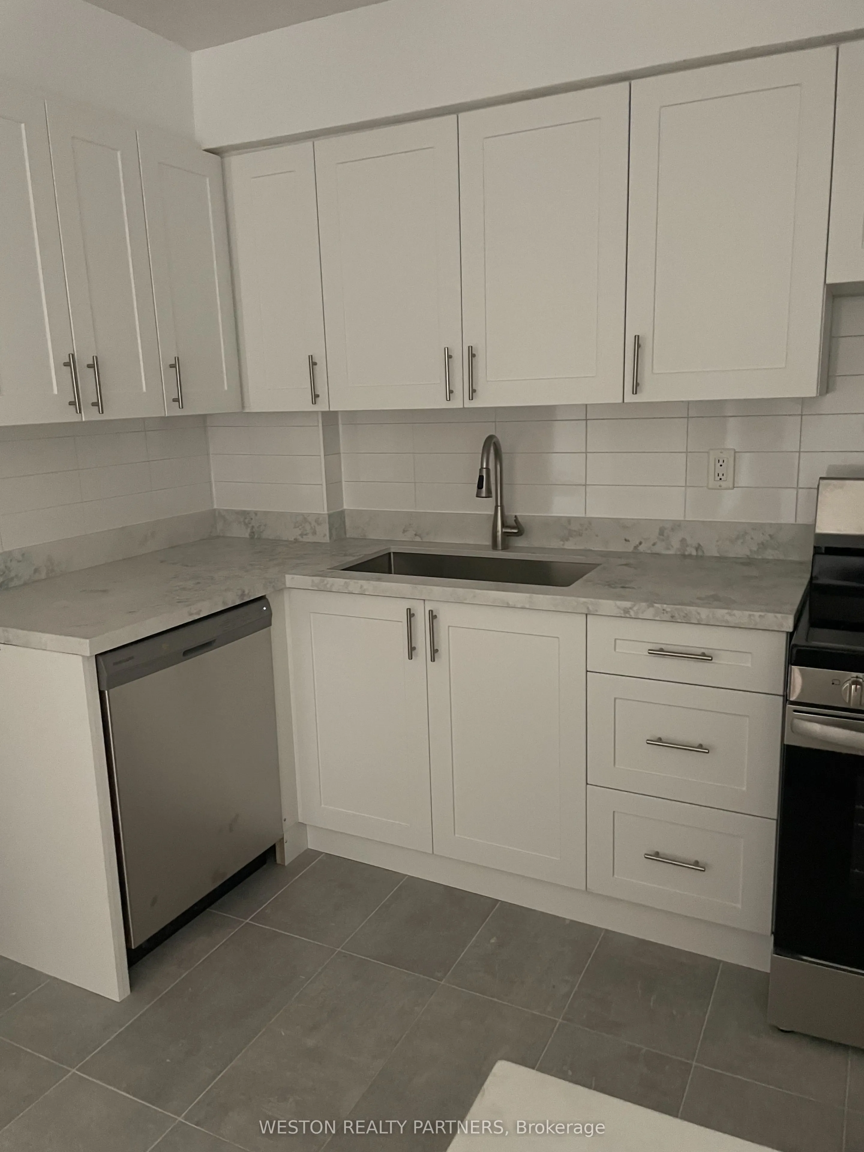 44 Walmer Road, #307