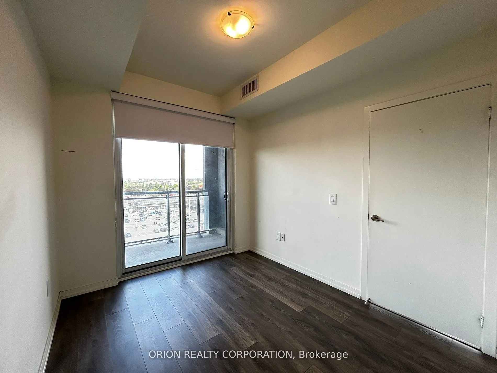 3237 Bayview Avenue, #906