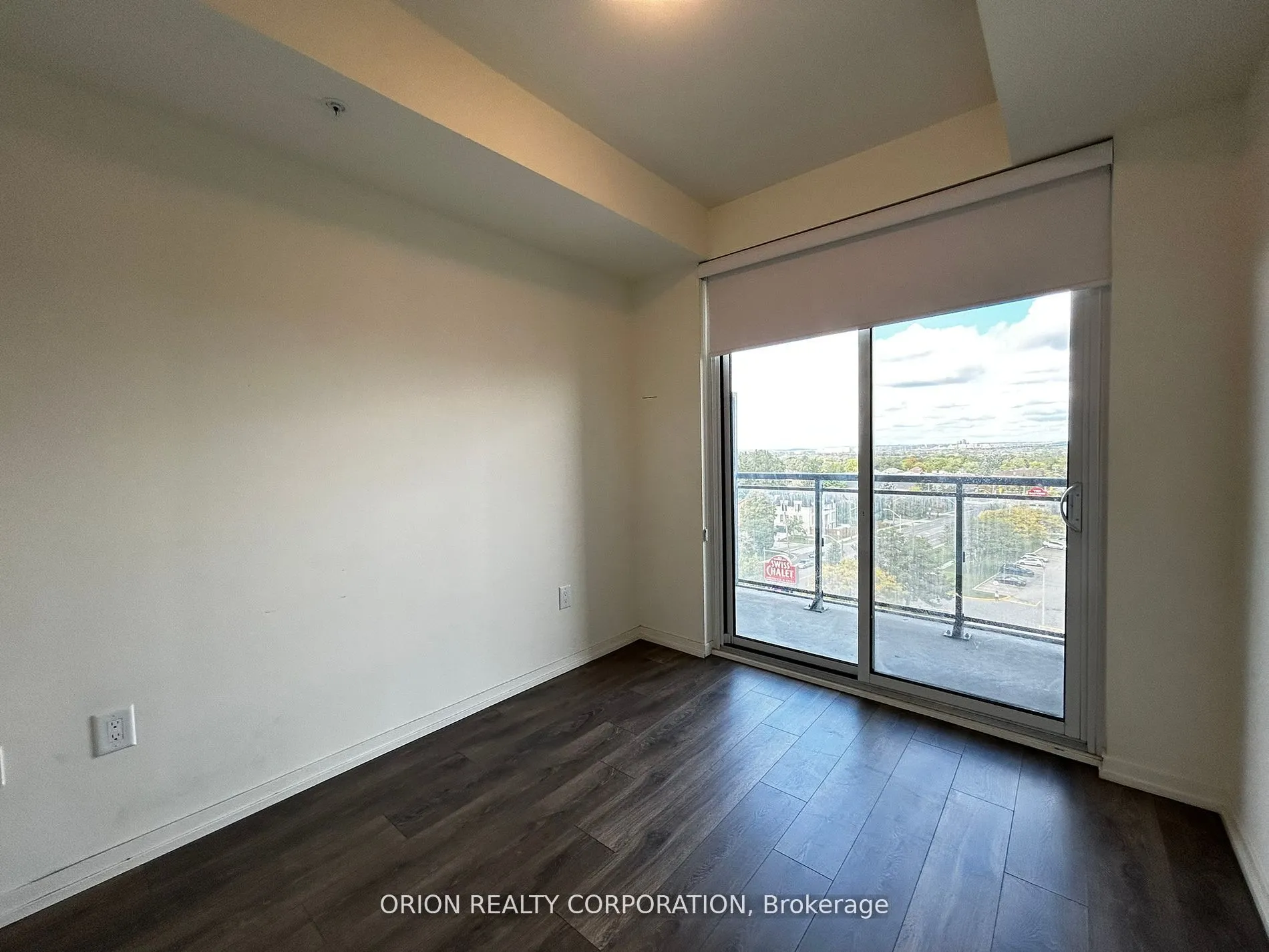 3237 Bayview Avenue, #906