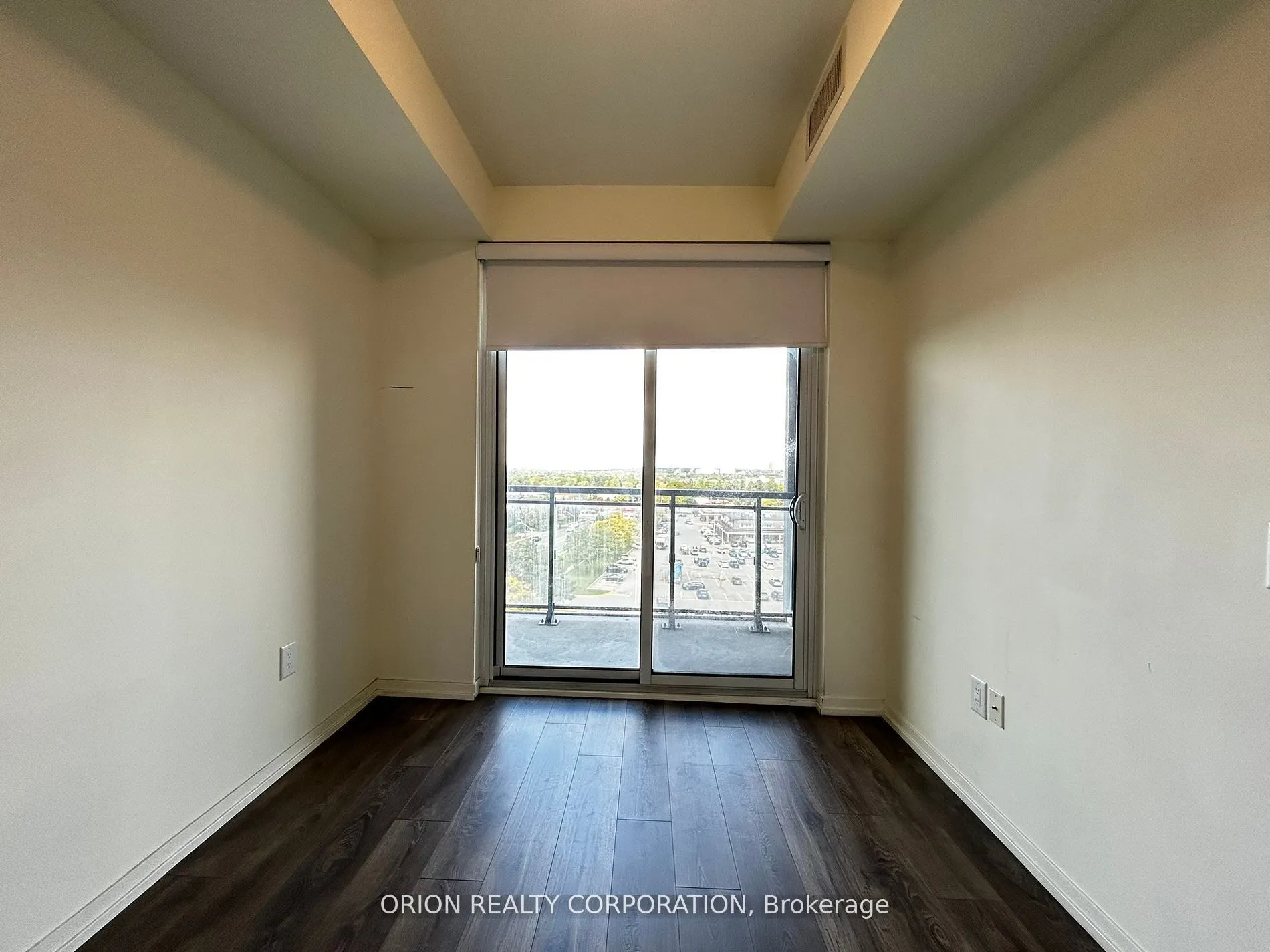 3237 Bayview Avenue, #906