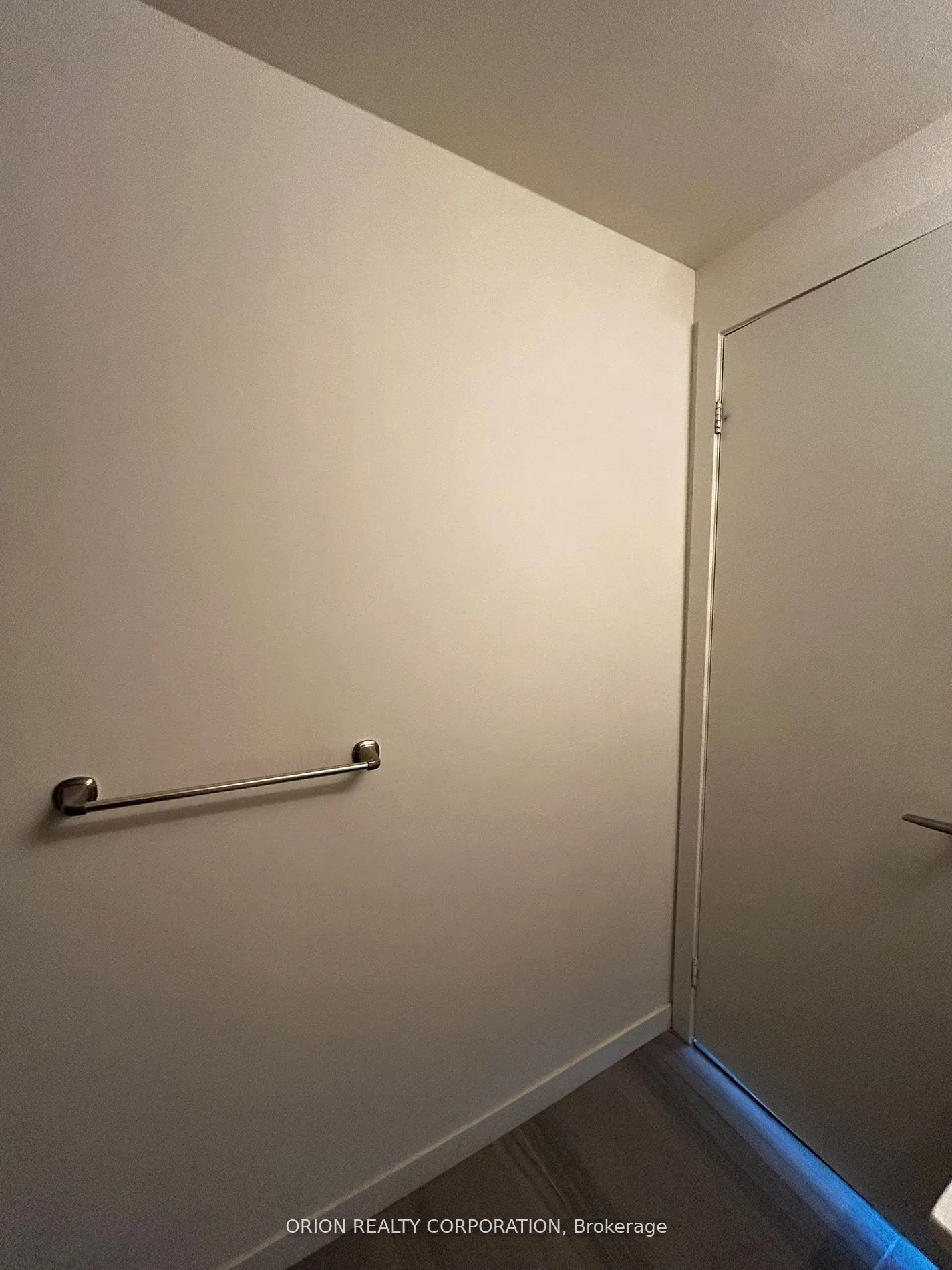 3237 Bayview Avenue, #906