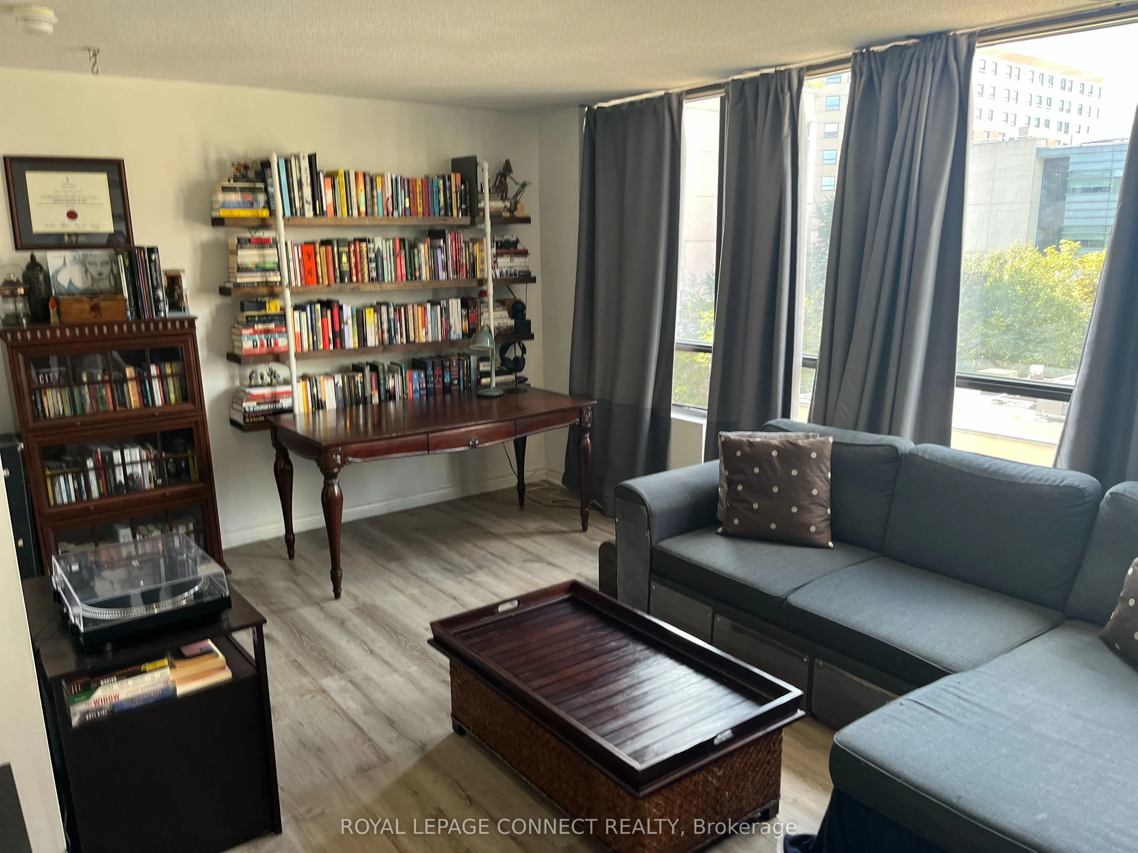 117 Gerrard Street, #601