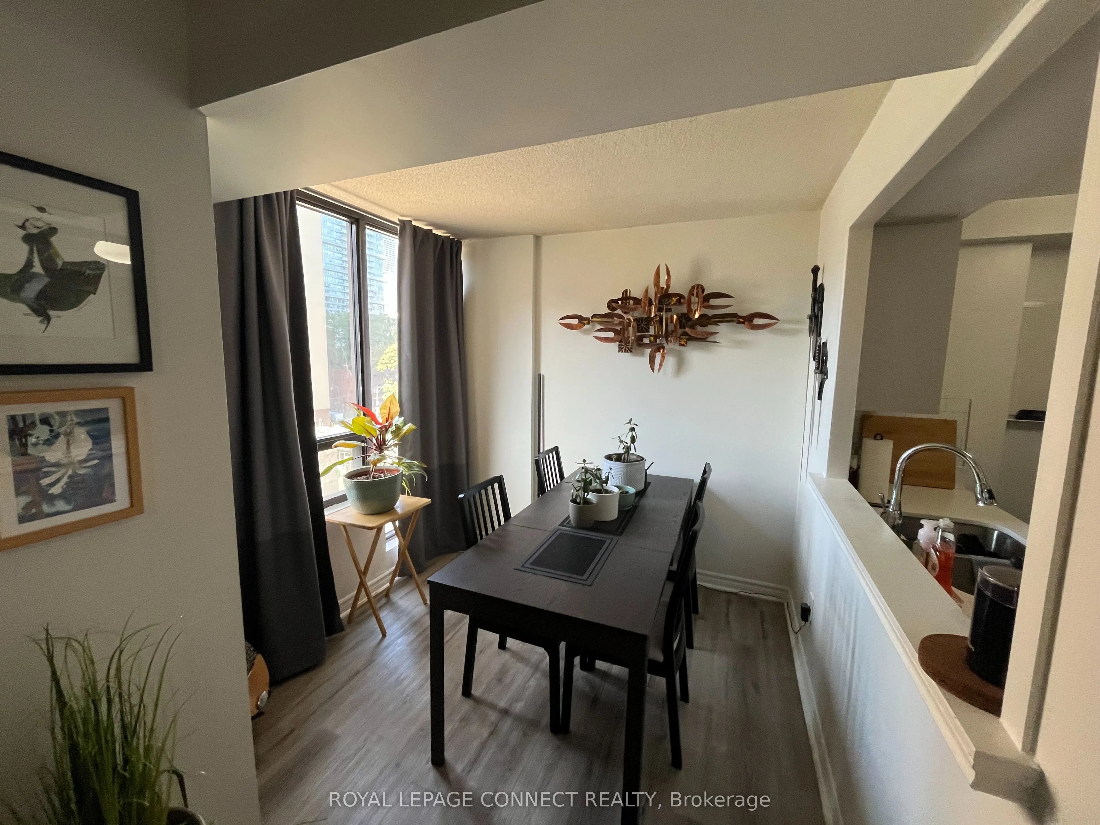 117 Gerrard Street, #601