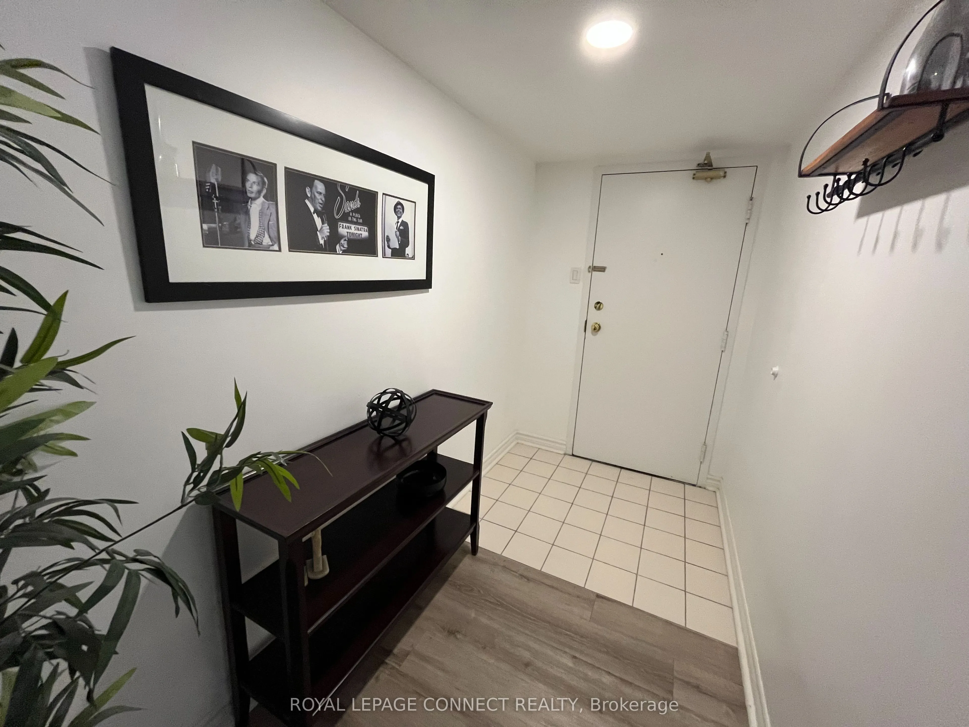 117 Gerrard Street, #601