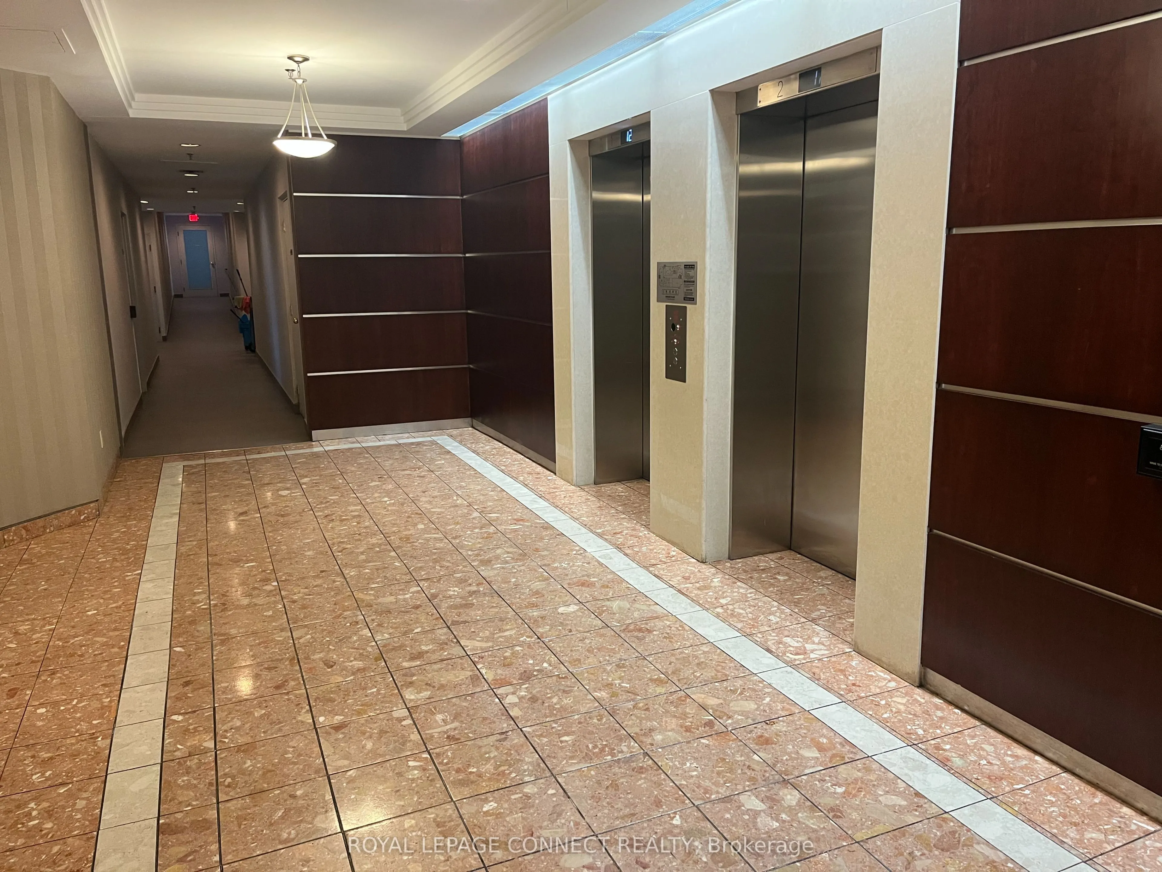 117 Gerrard Street, #601