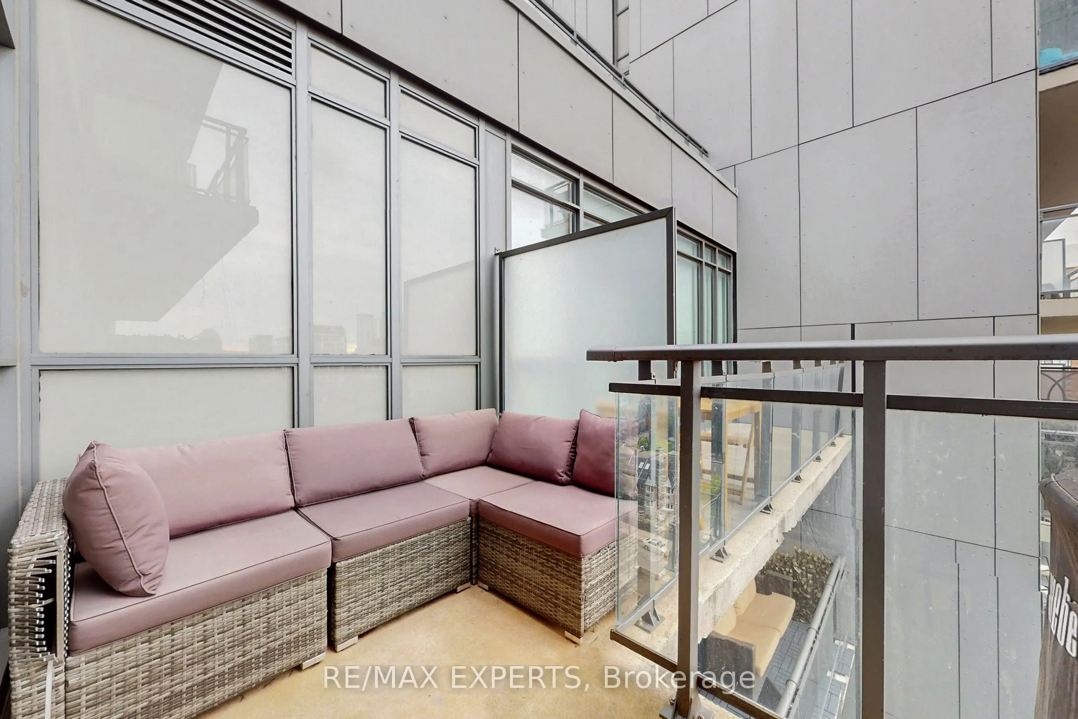 775 King Street W, #1013