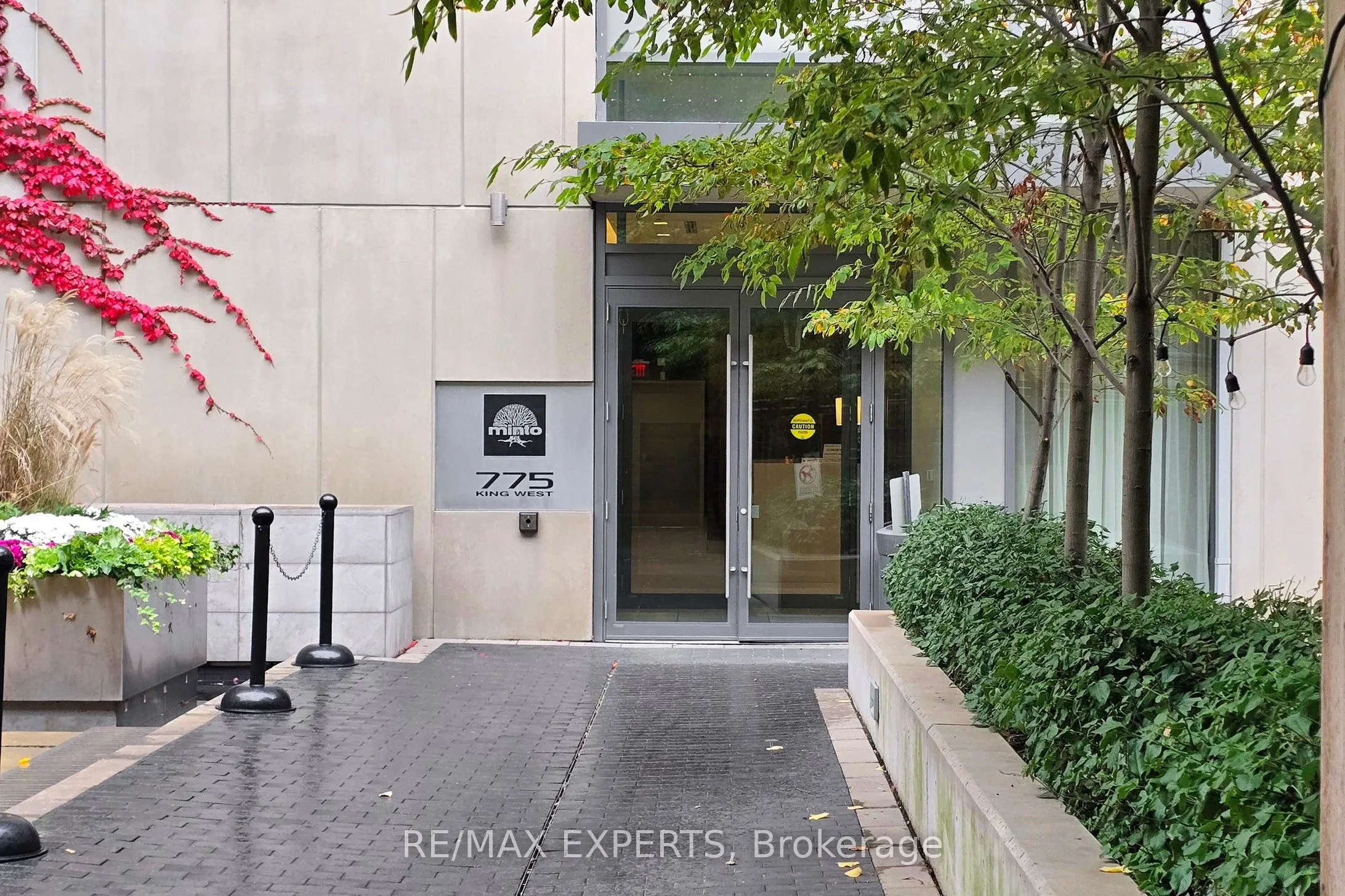 775 King Street W, #1013