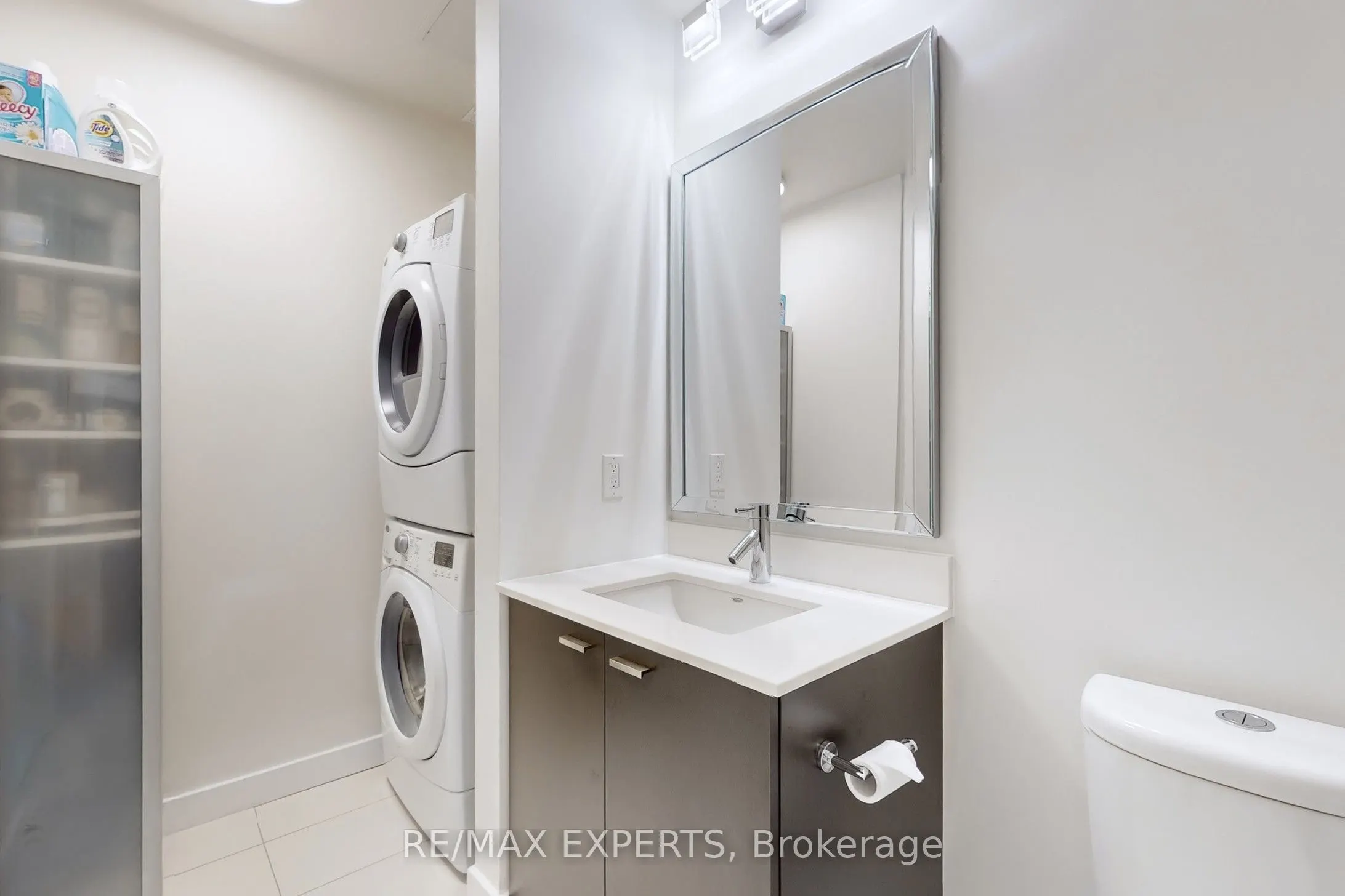 775 King Street W, #1013