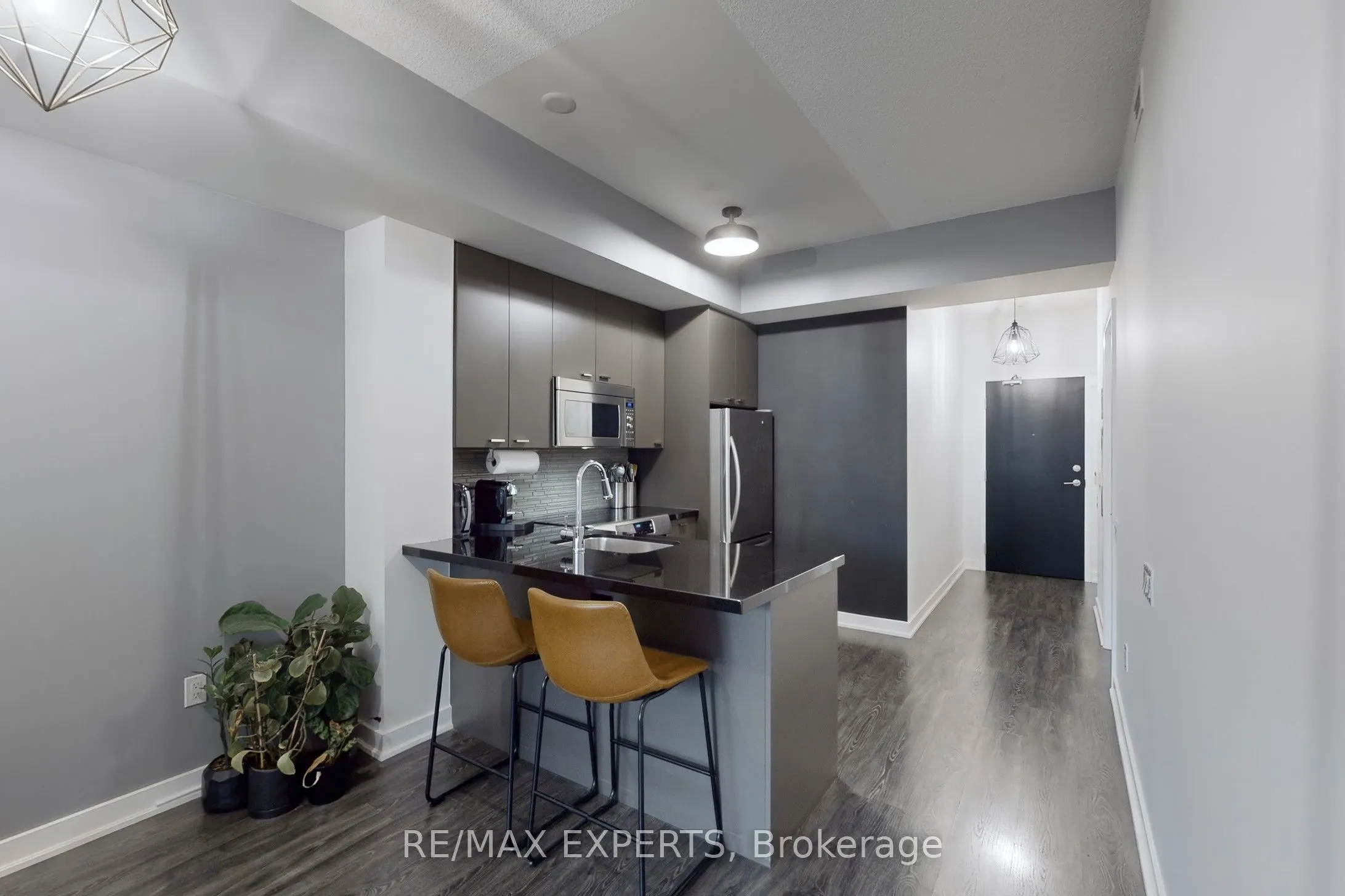 775 King Street W, #1013