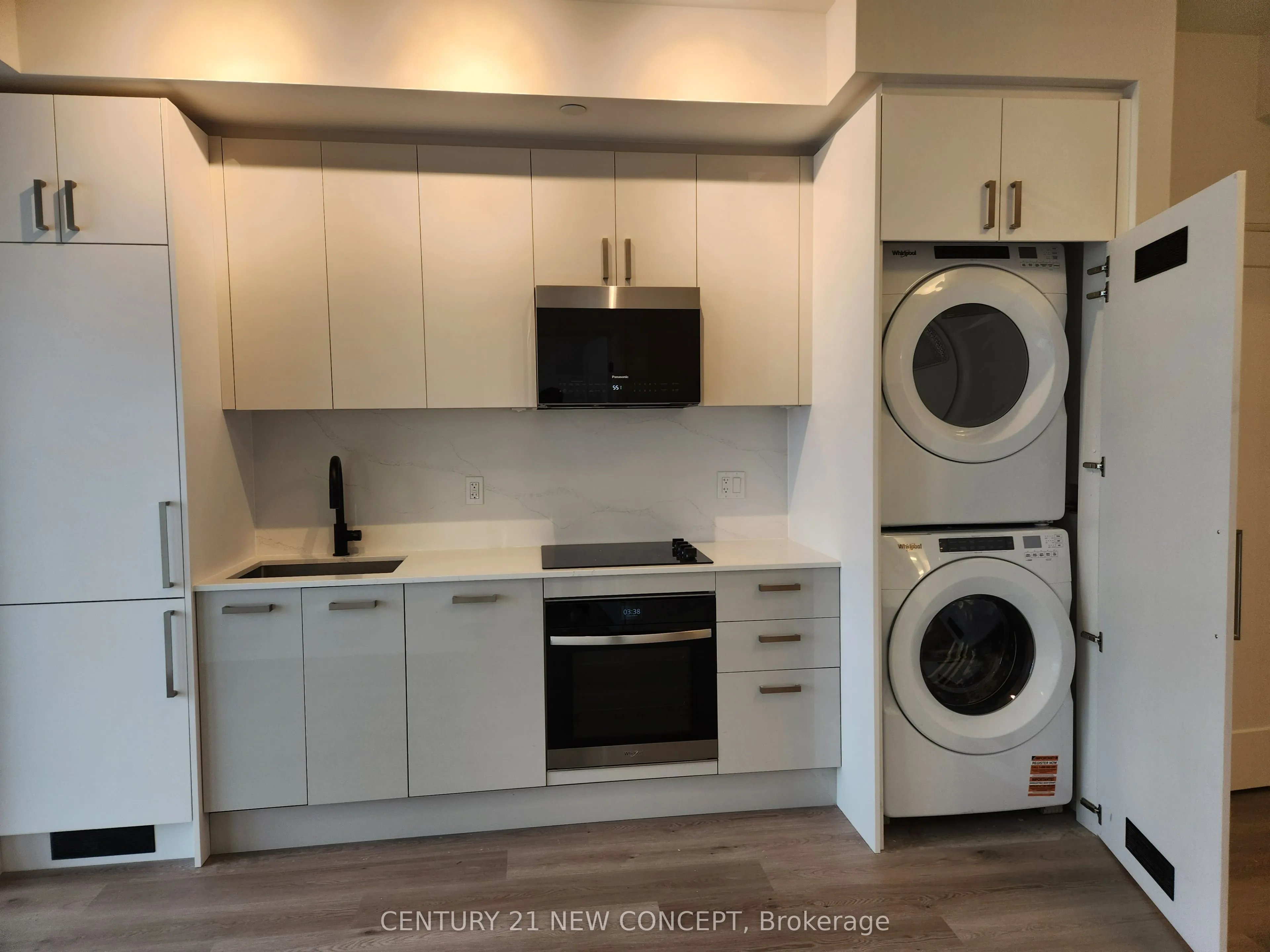 280 Dundas Street W, #2504