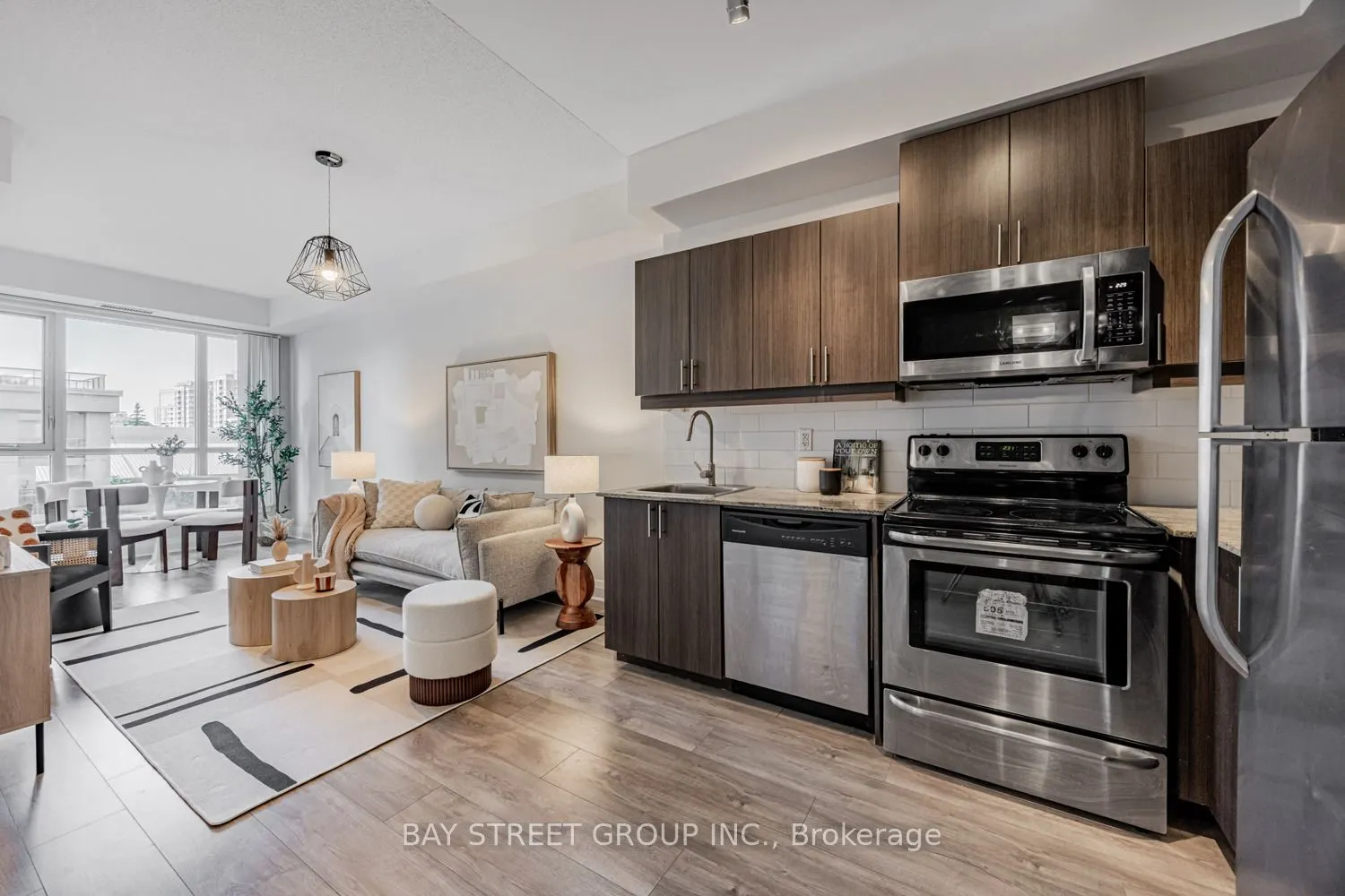 17 Kenaston Gardens, #413