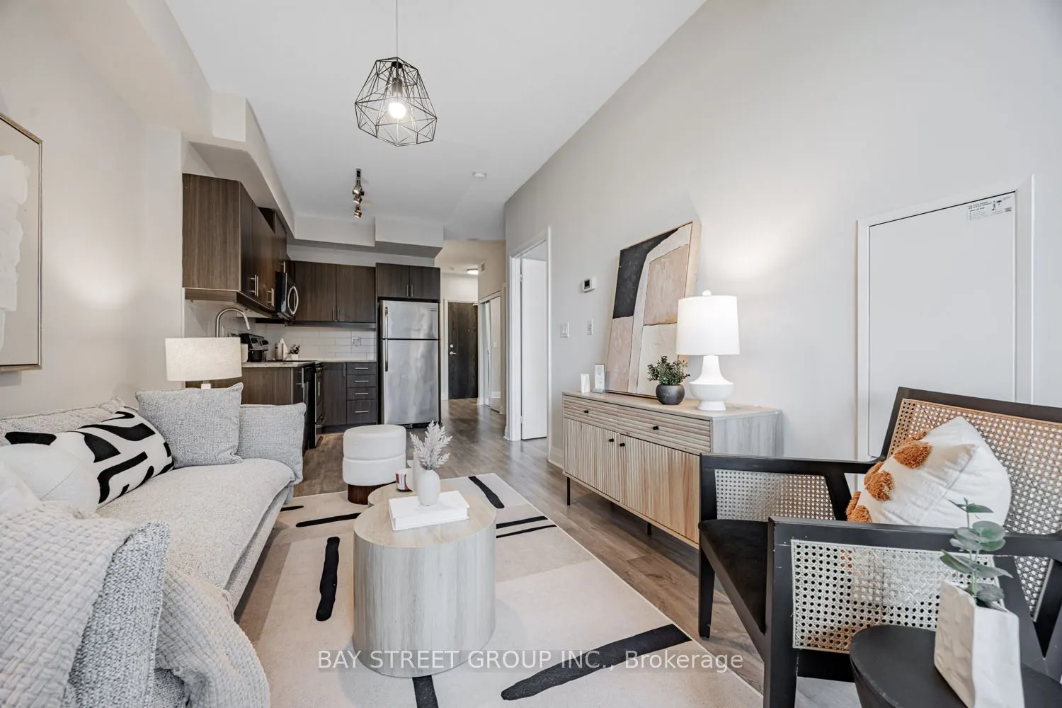 17 Kenaston Gardens, #413