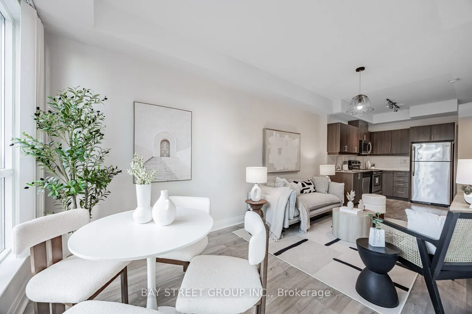 17 Kenaston Gardens, #413