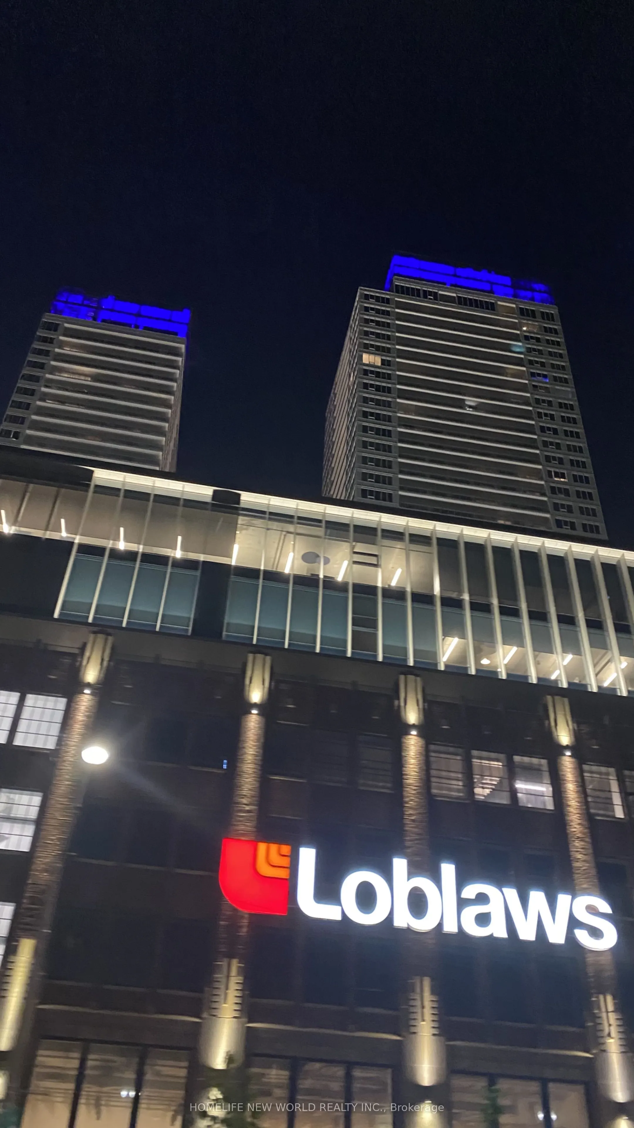 17 Bathurst Street, #2216