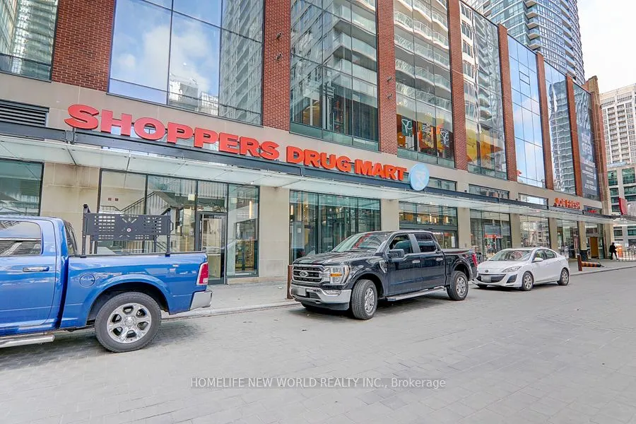 17 Bathurst Street, #2216