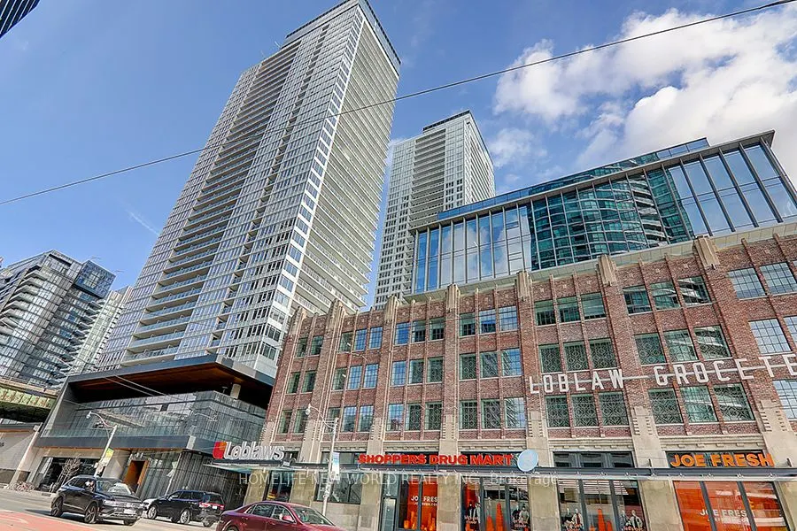 17 Bathurst Street, #2216