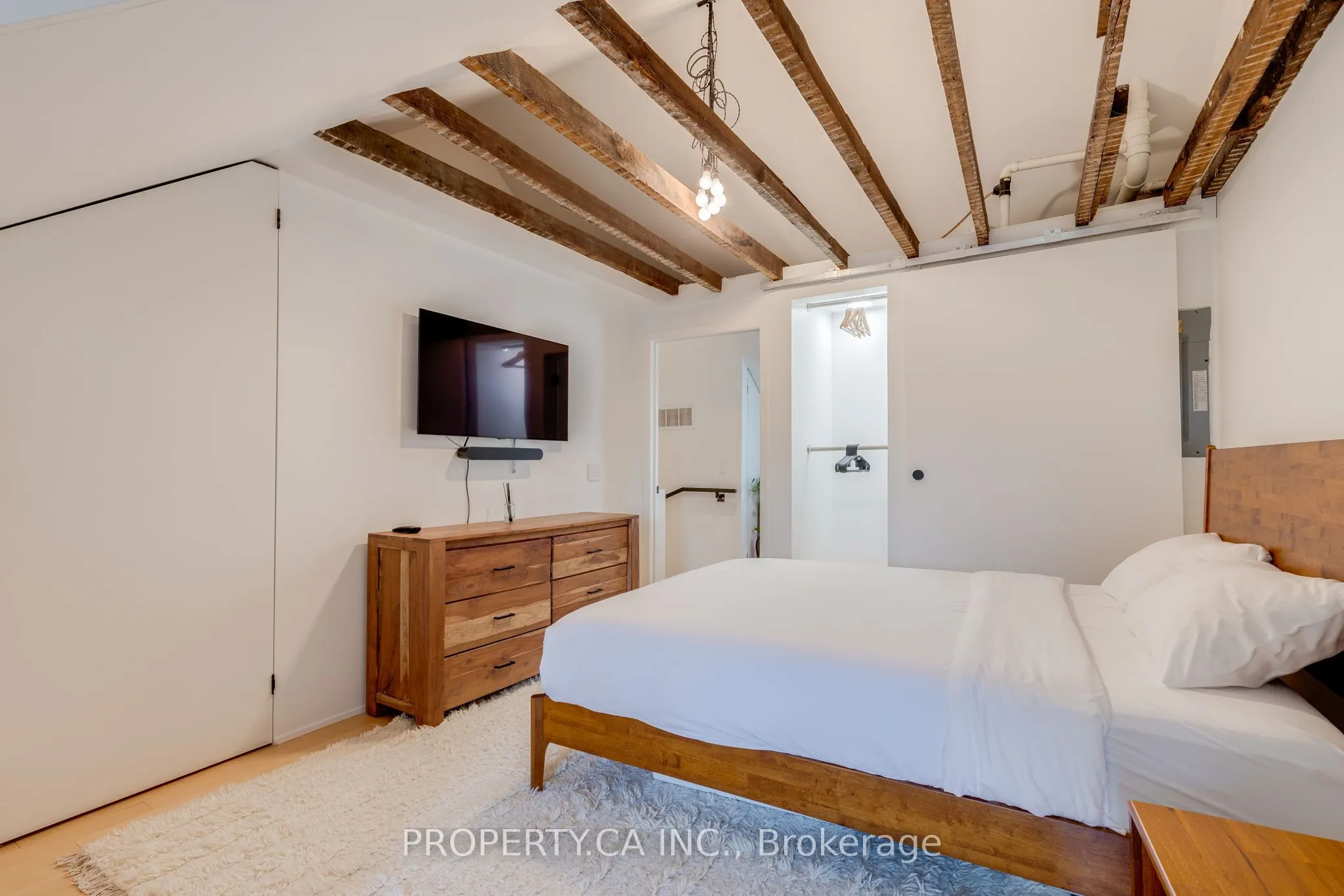 64 Dovercourt Road, #1