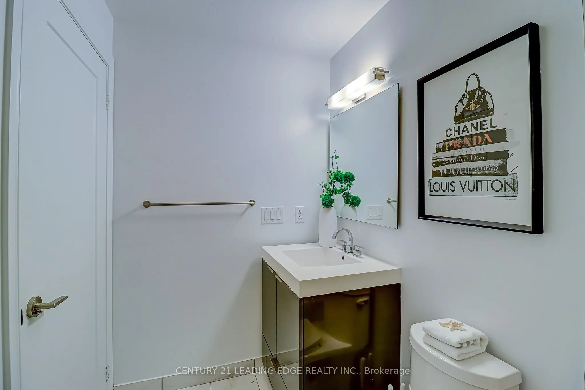 318 Richmond Street, #3904