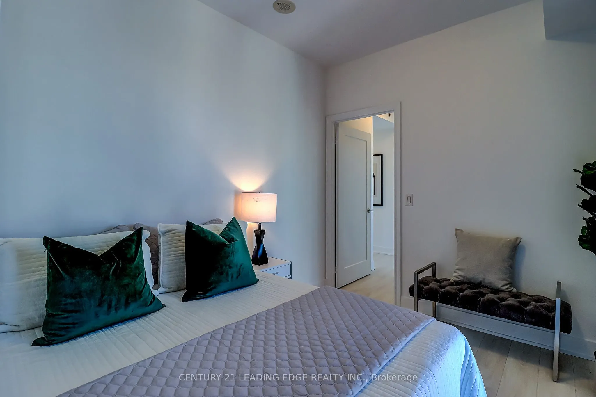 318 Richmond Street, #3904