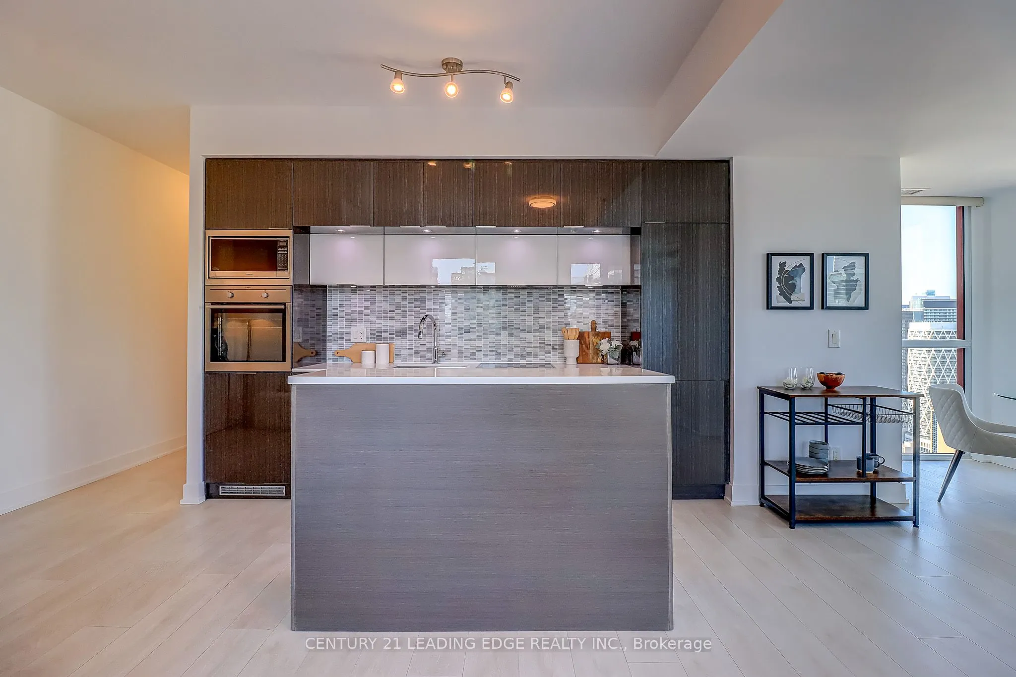 318 Richmond Street, #3904