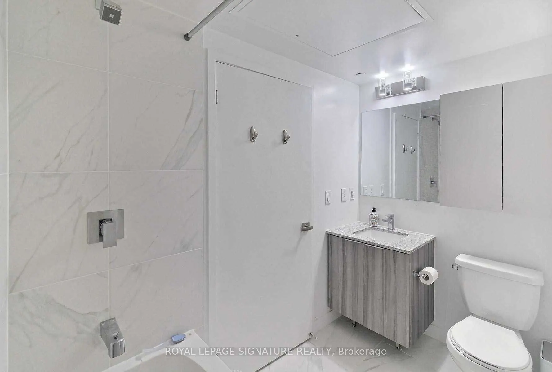 31 Tippett Road, #537