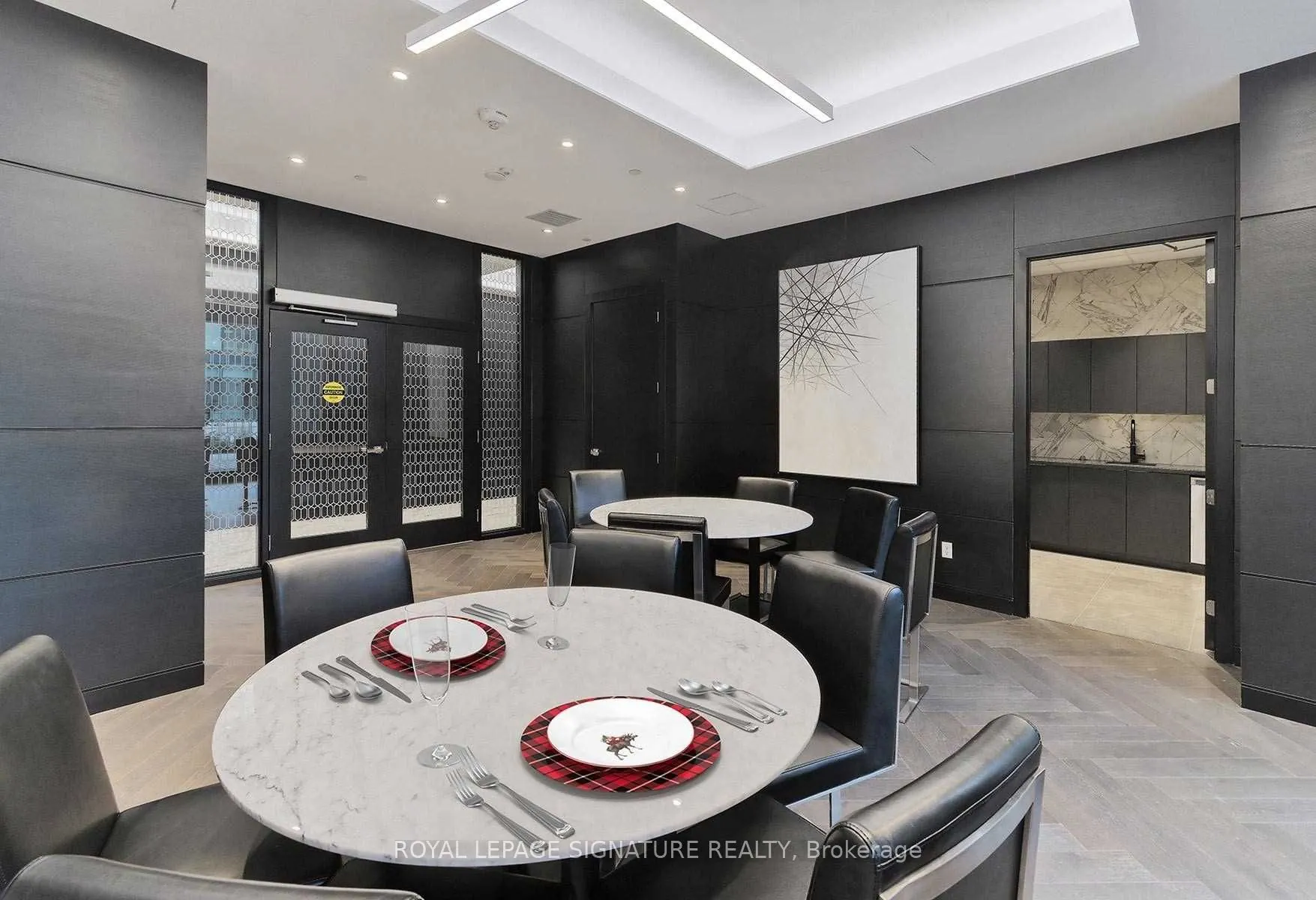 31 Tippett Road, #537