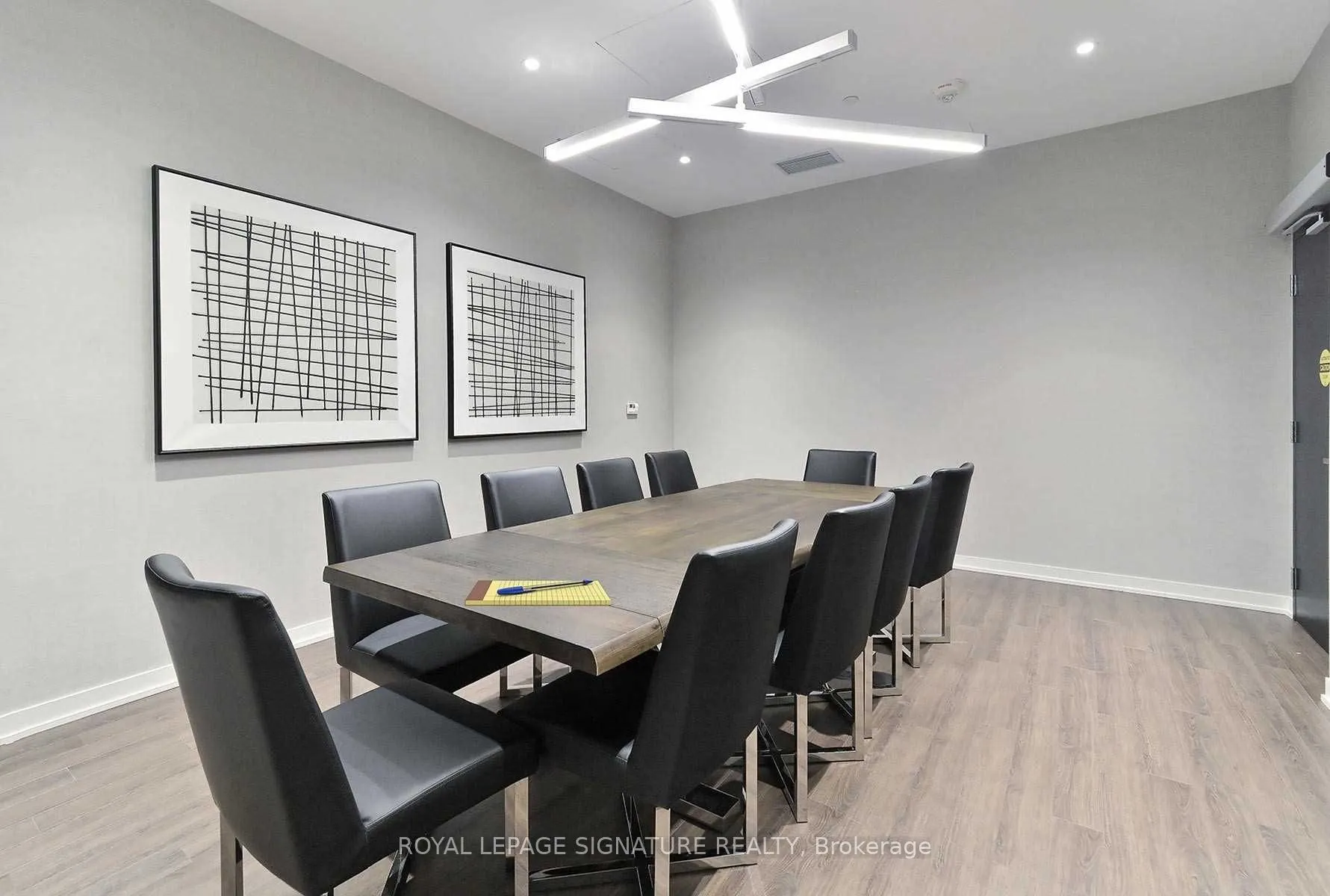 31 Tippett Road, #537