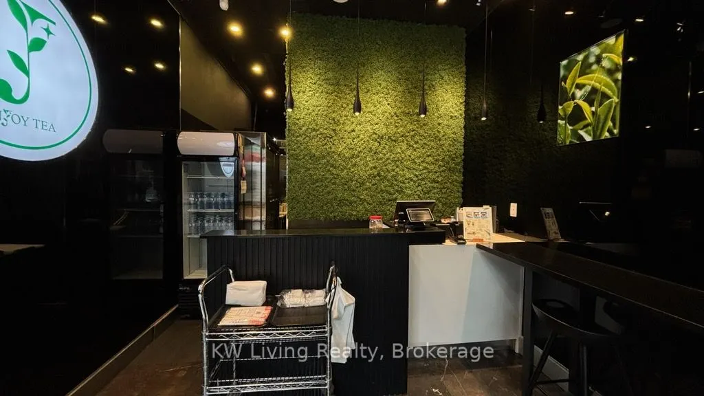 5 Northtown Way, #15