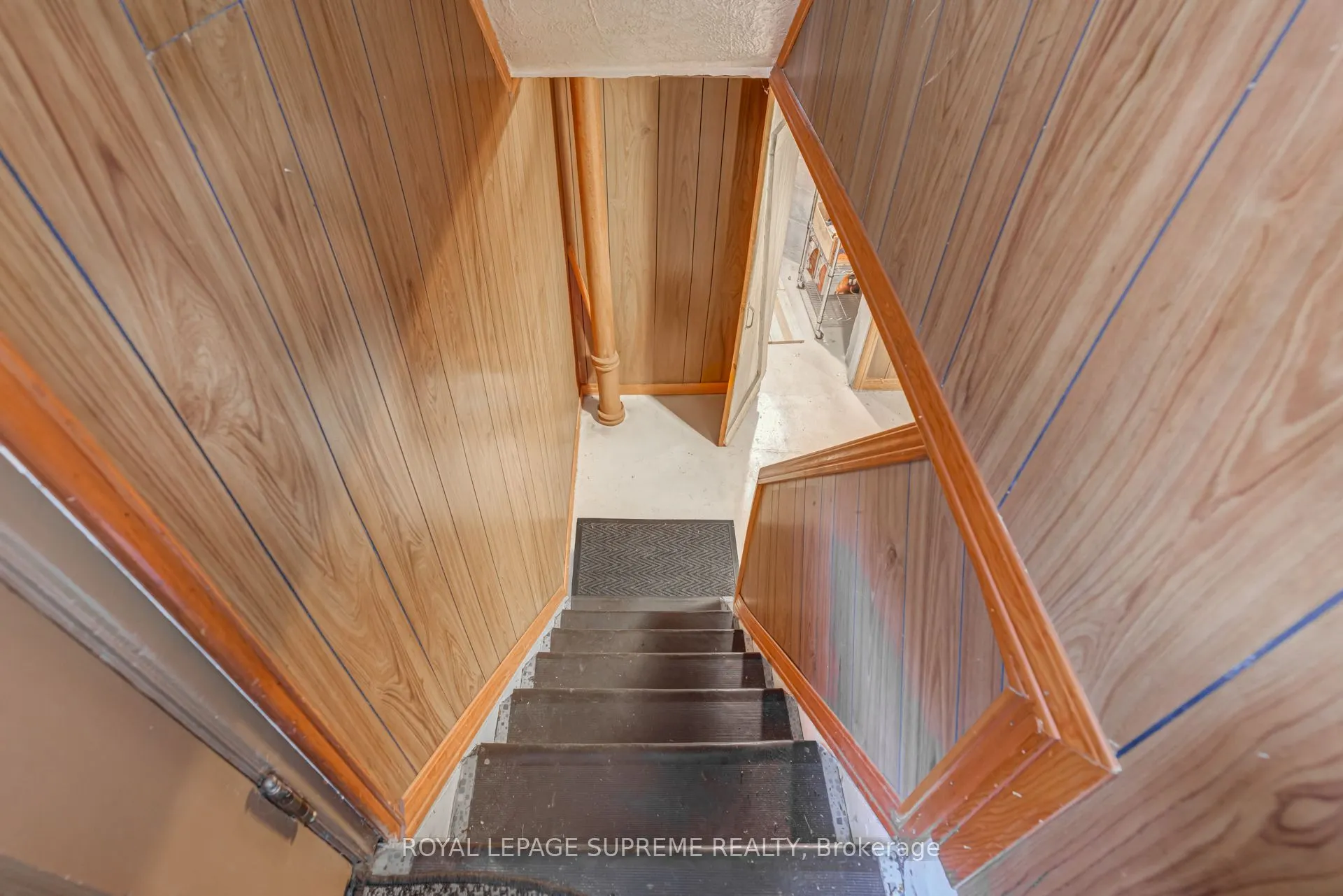 152 Parkhurst Boulevard