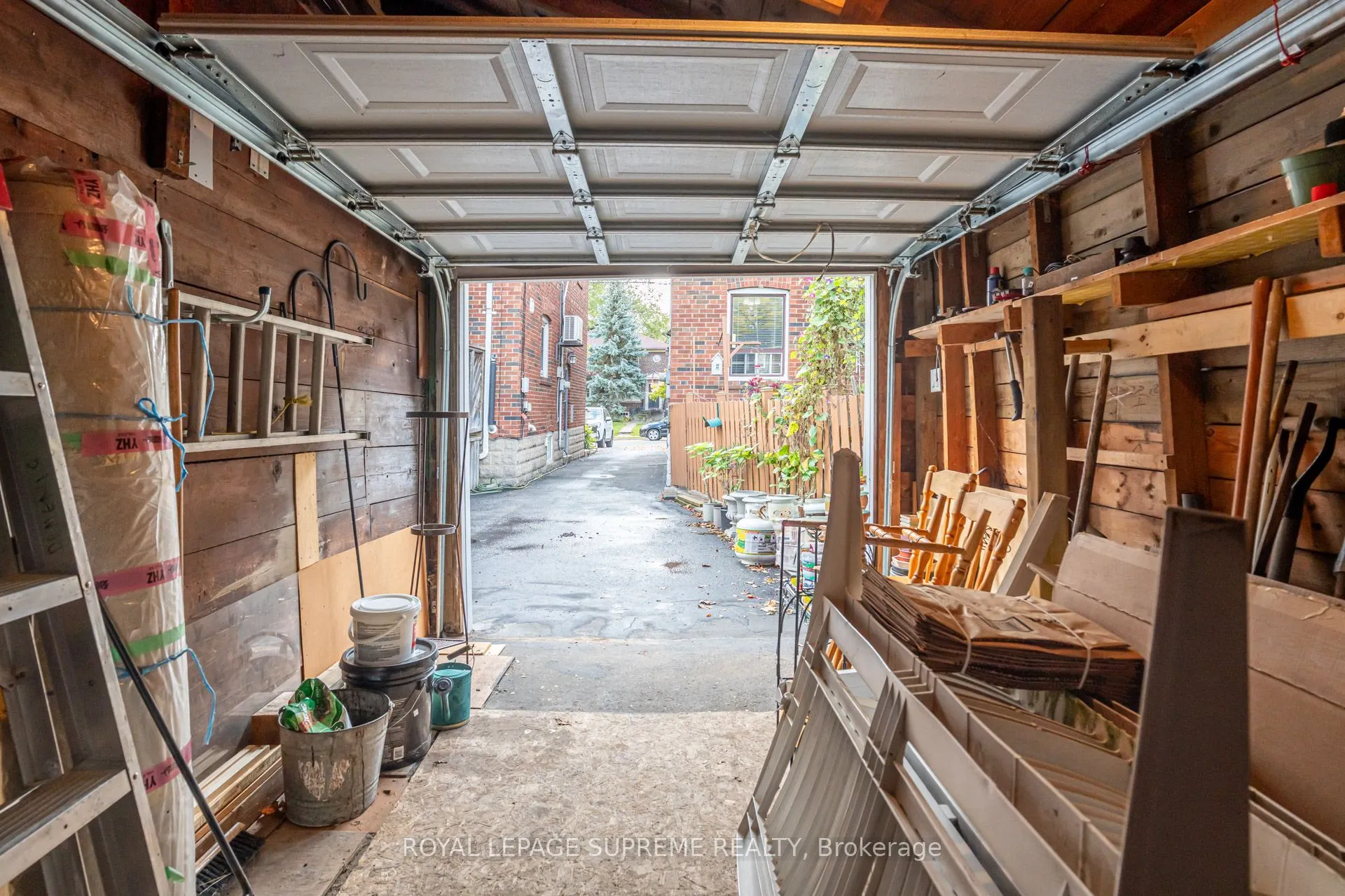 152 Parkhurst Boulevard