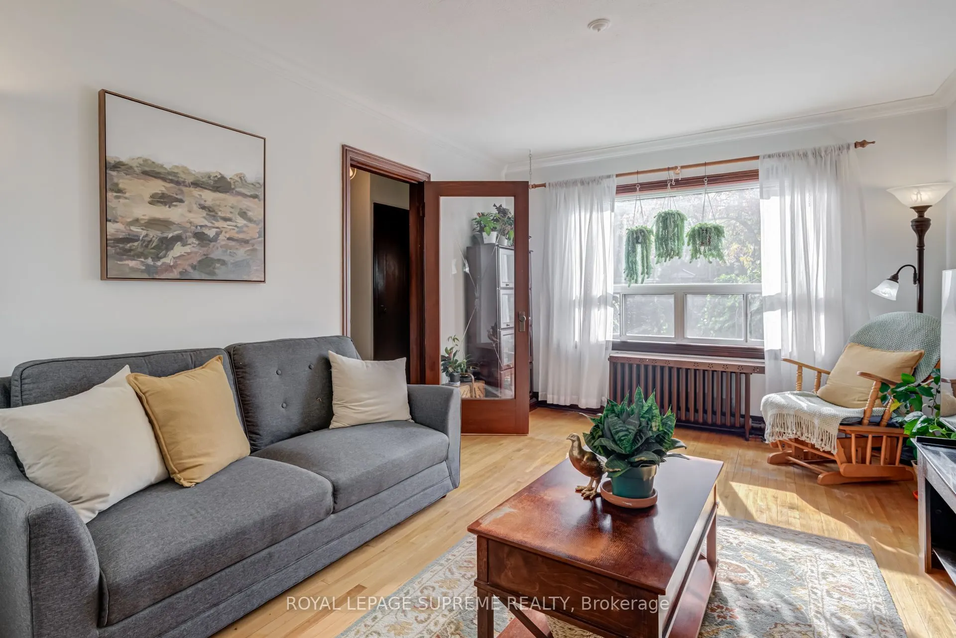 152 Parkhurst Boulevard