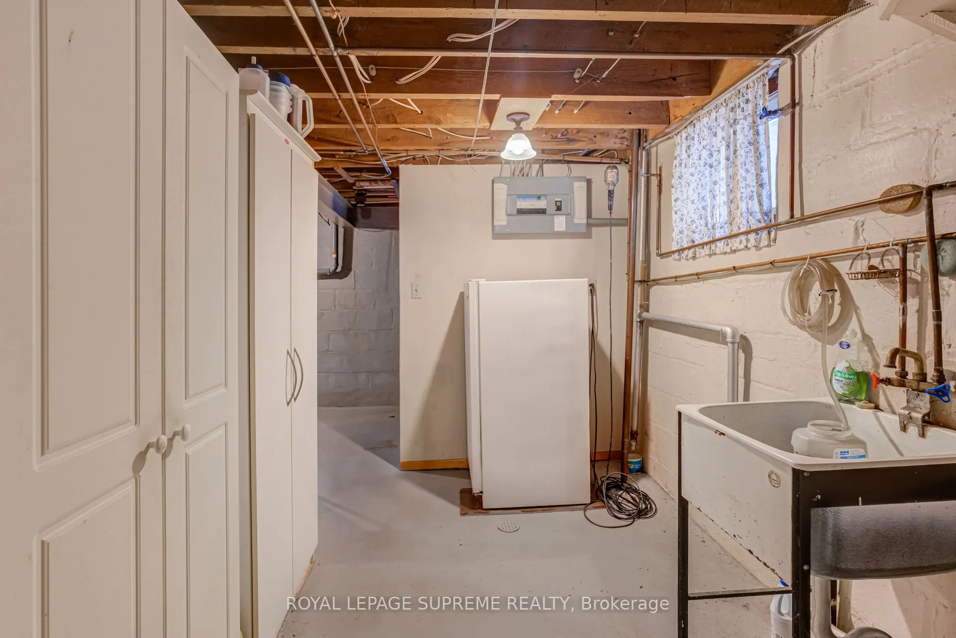 152 Parkhurst Boulevard