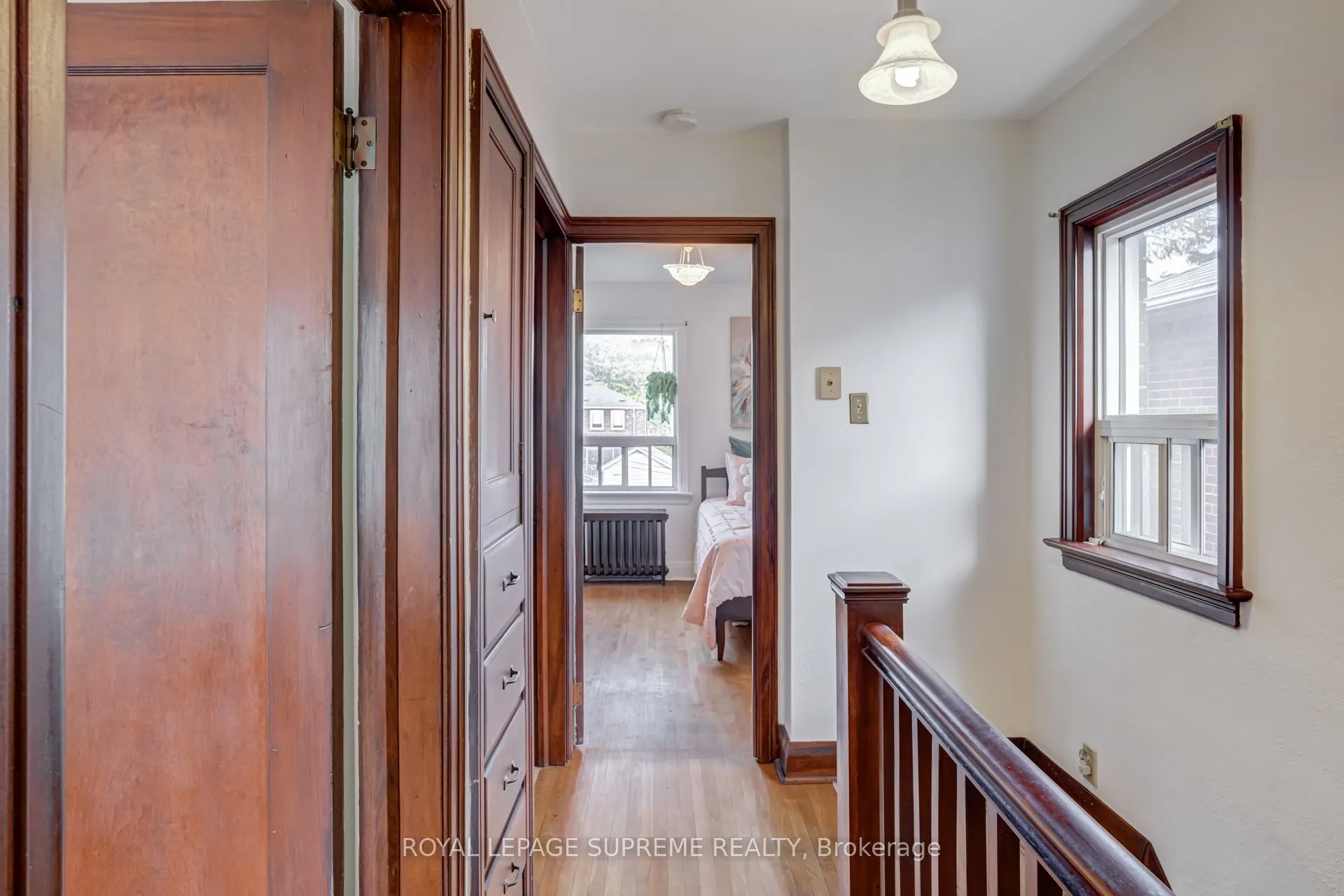 152 Parkhurst Boulevard