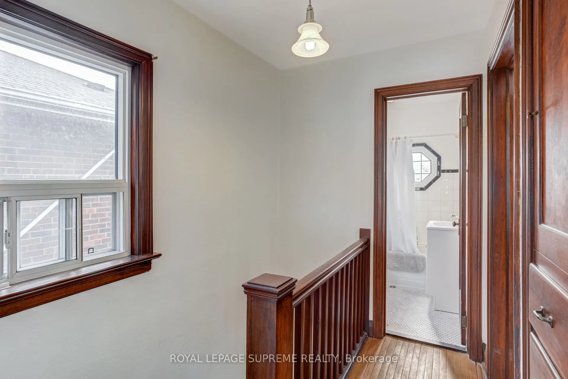 152 Parkhurst Boulevard