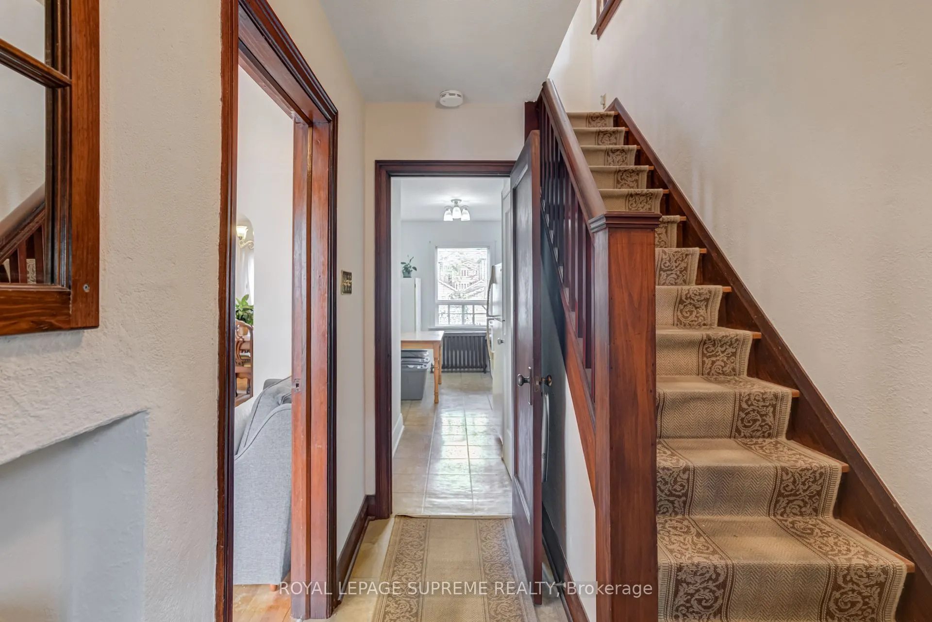 152 Parkhurst Boulevard