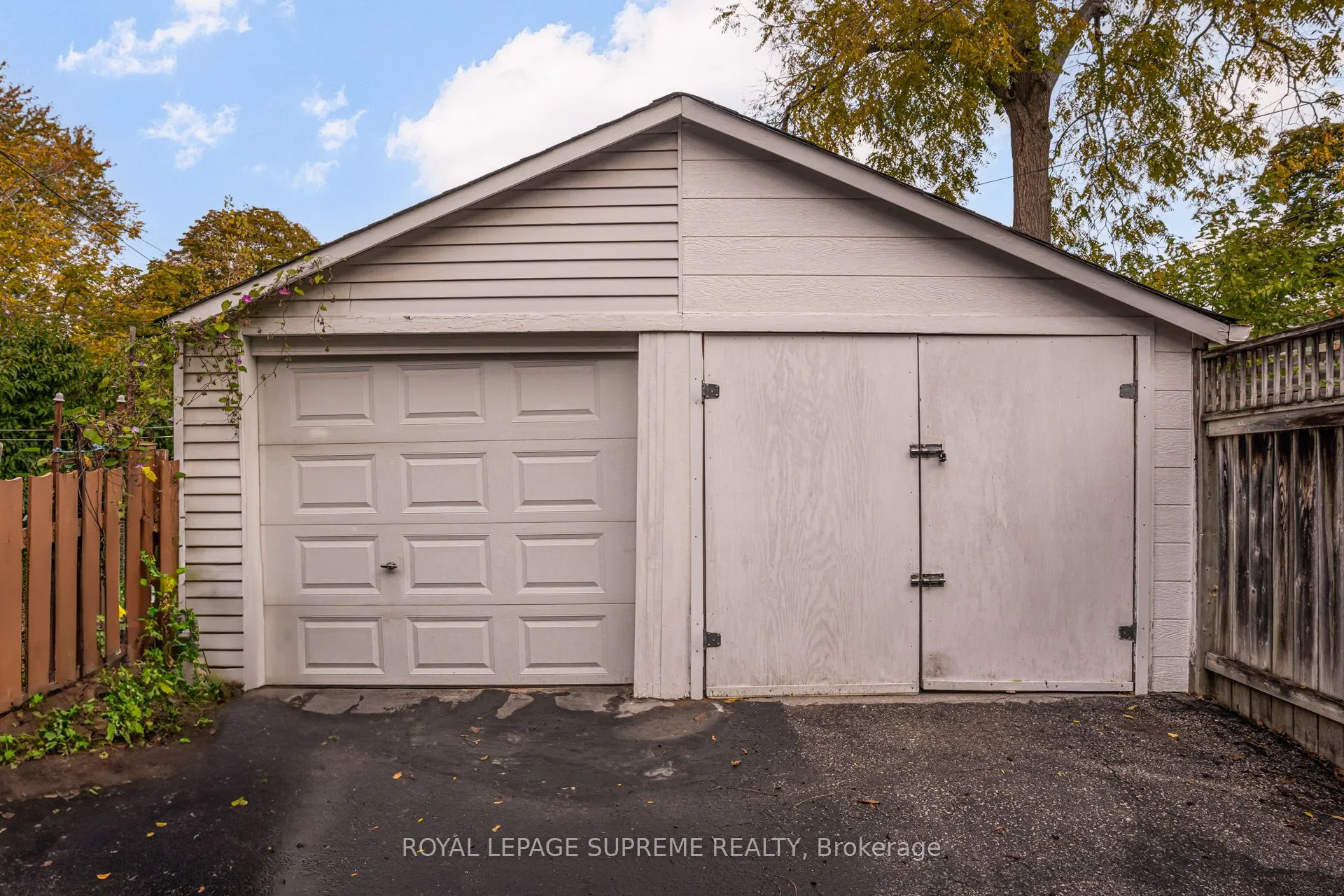 152 Parkhurst Boulevard