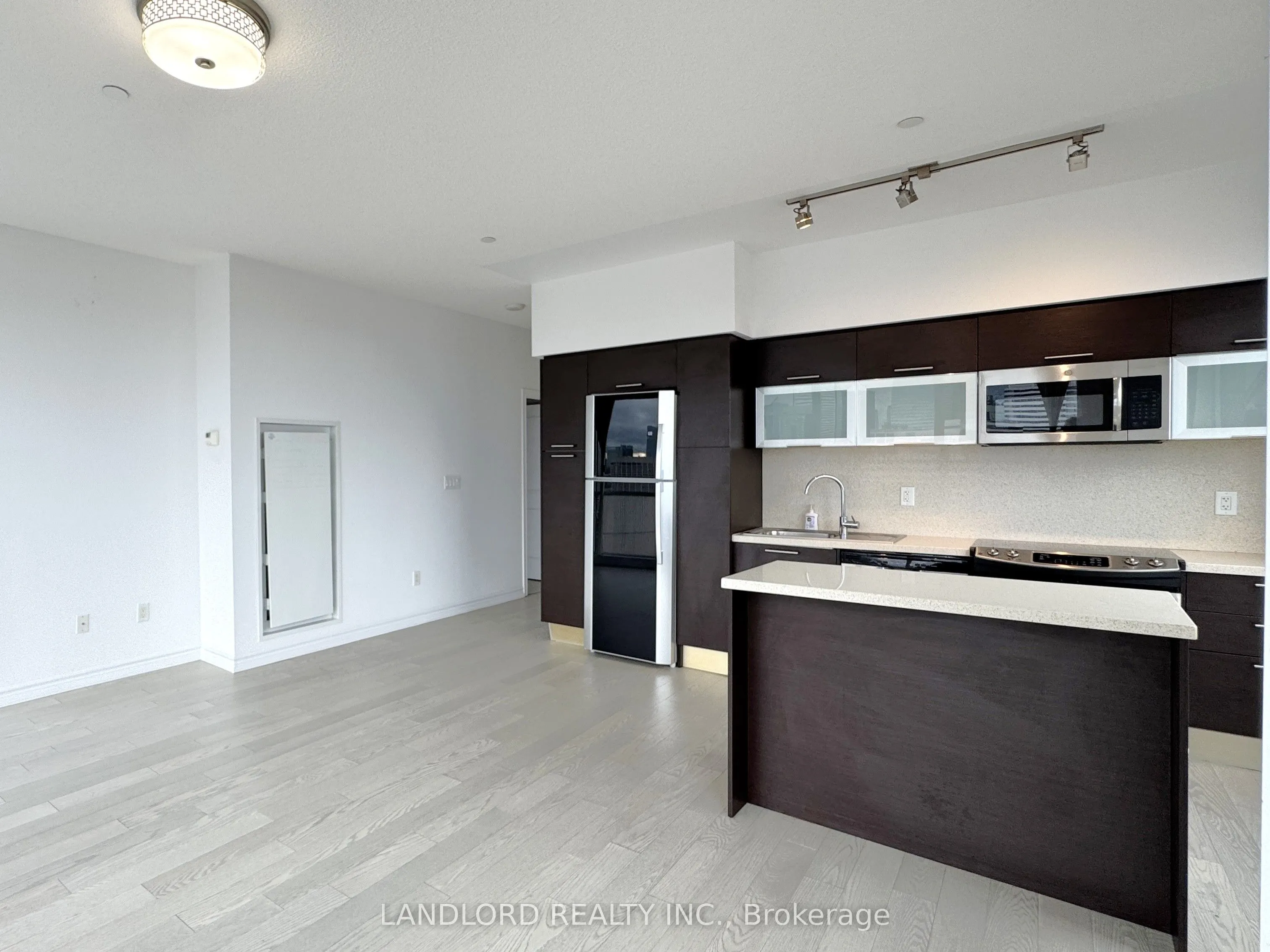 386 Yonge Street, #3507