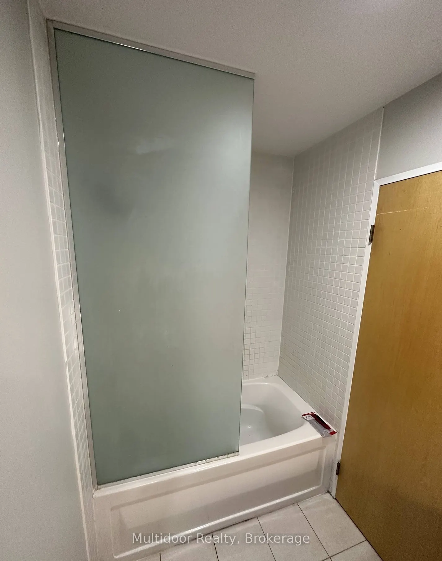 1 Shaw Street S, #817