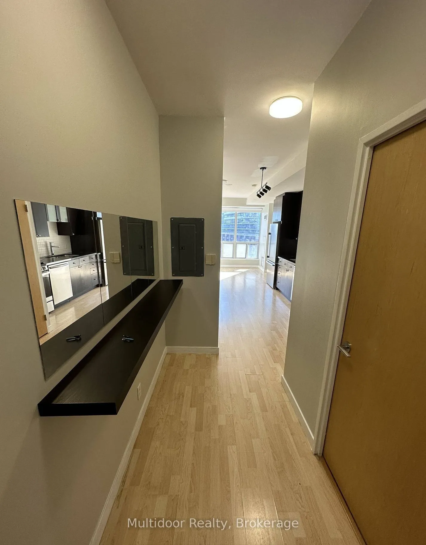 1 Shaw Street S, #817