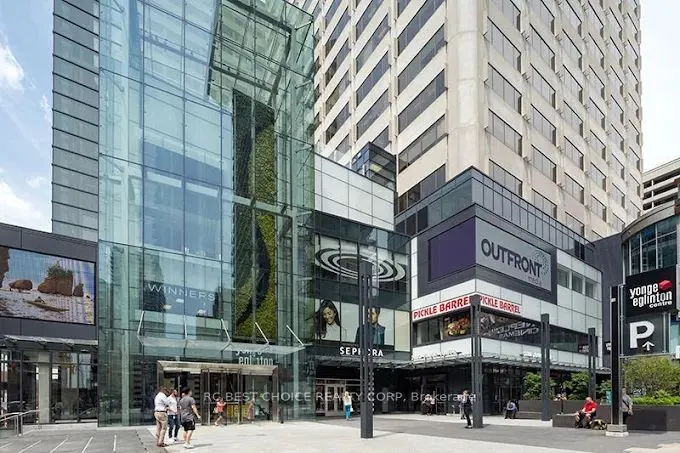 2300 Yonge Street, #C029