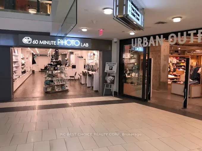 2300 Yonge Street, #C029