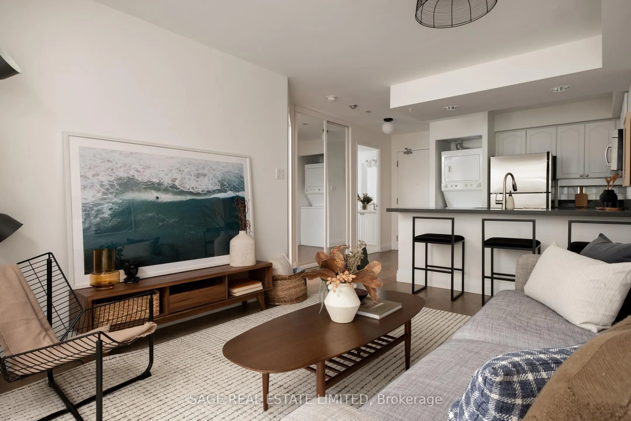 801 King Street W, #420