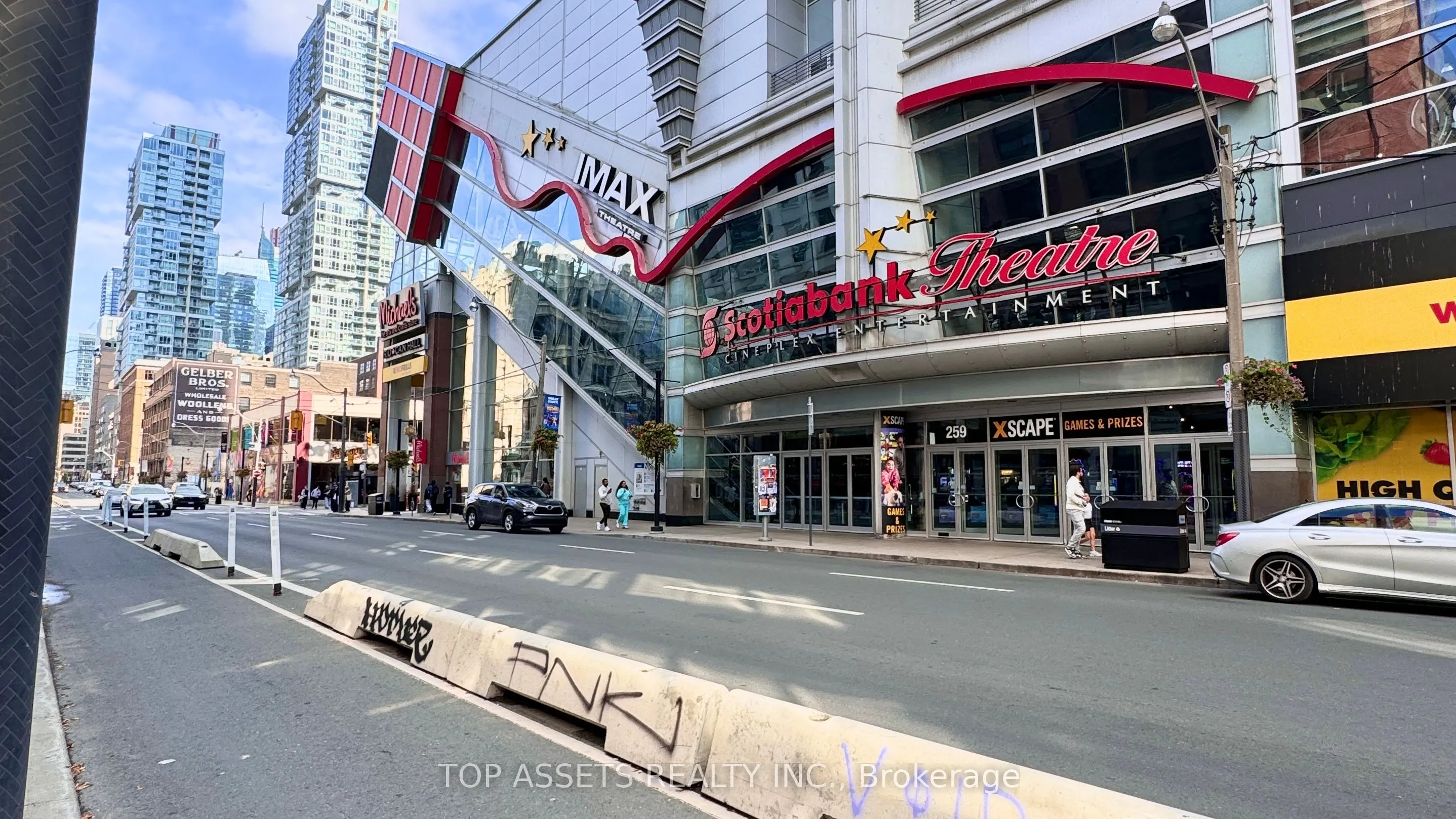 318 Richmond Street W, #3006