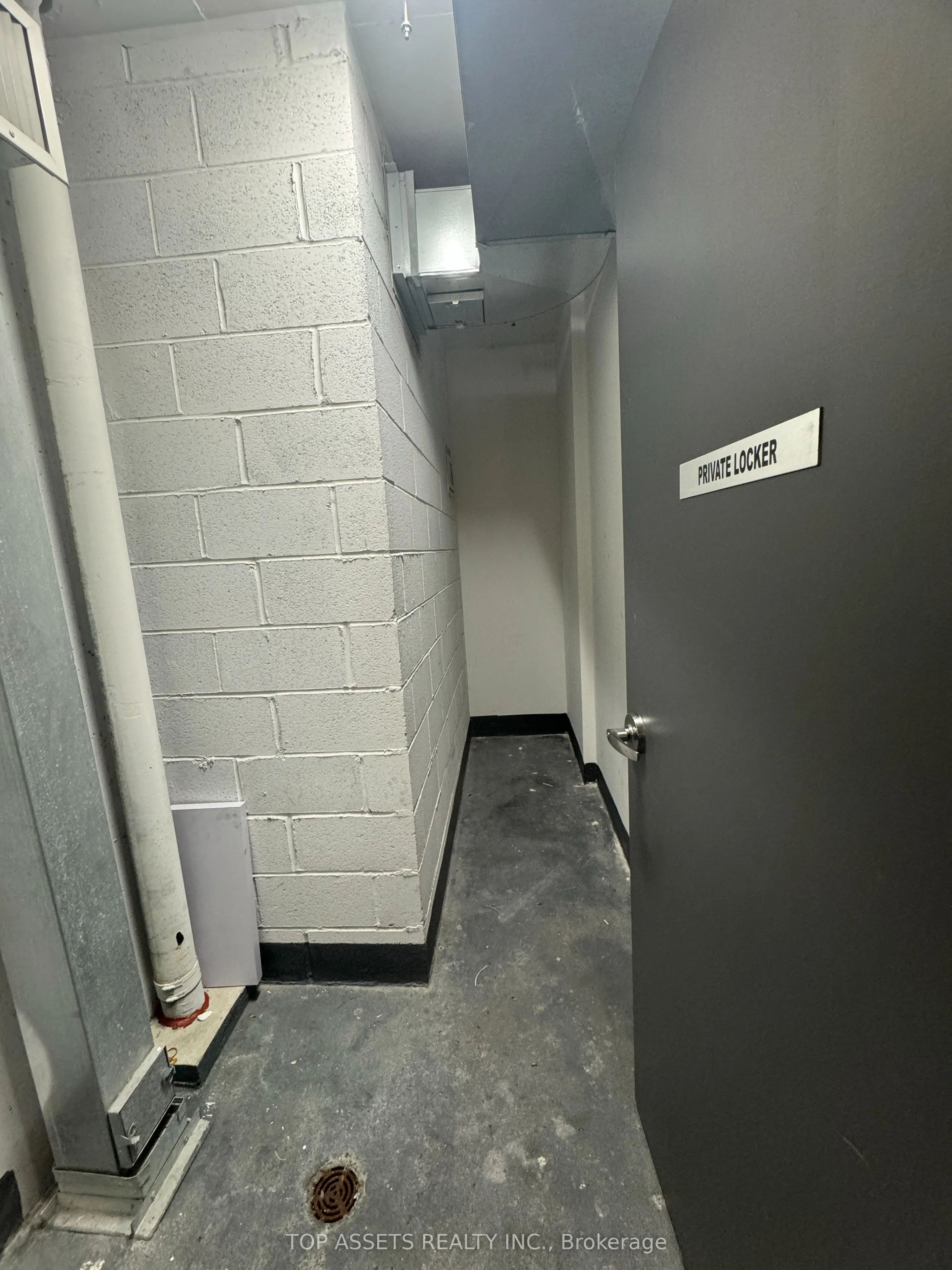 318 Richmond Street W, #3006