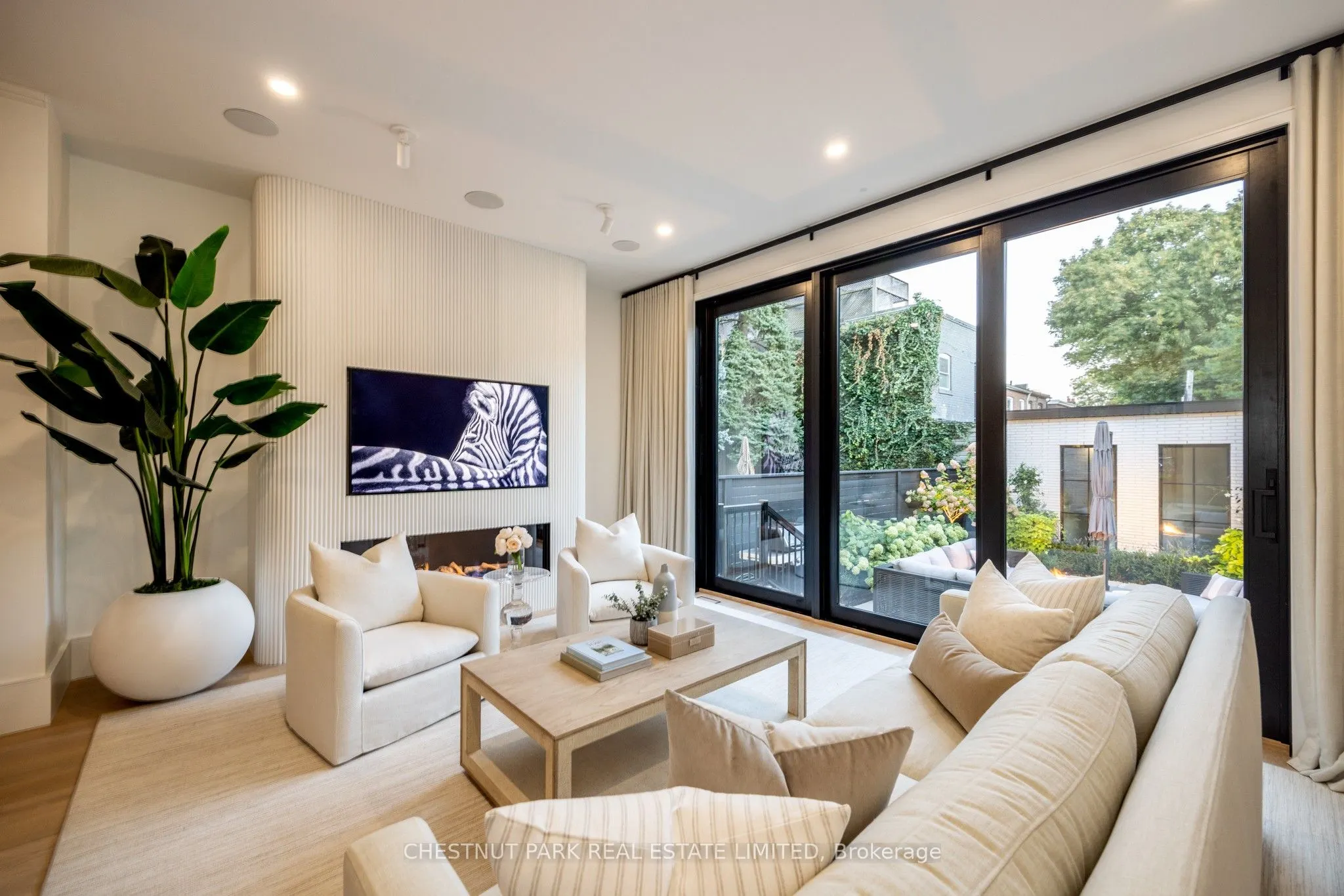 229 Sheldrake Boulevard