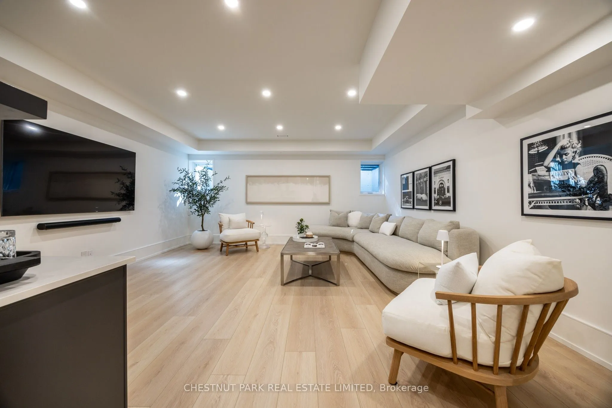 229 Sheldrake Boulevard