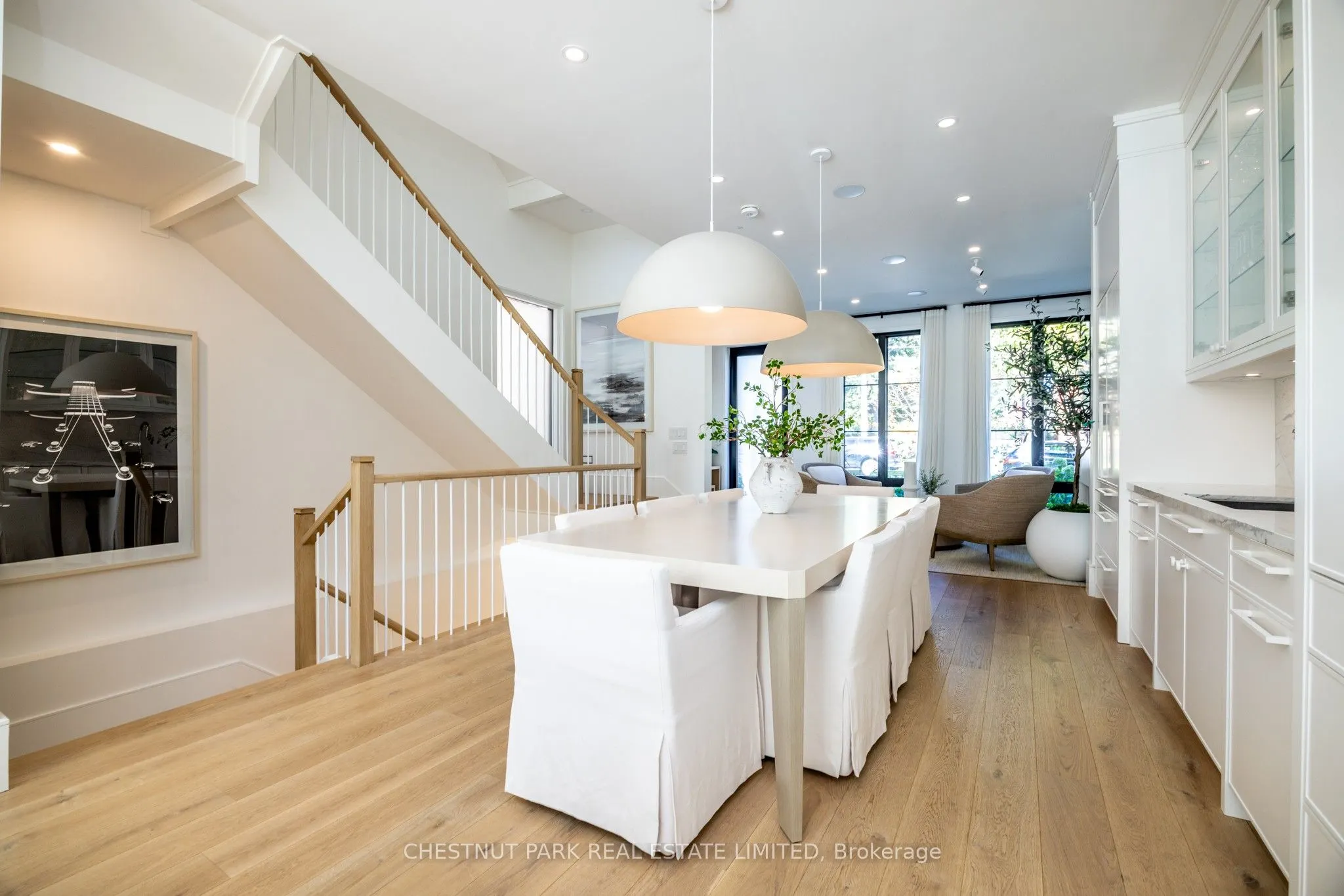 229 Sheldrake Boulevard